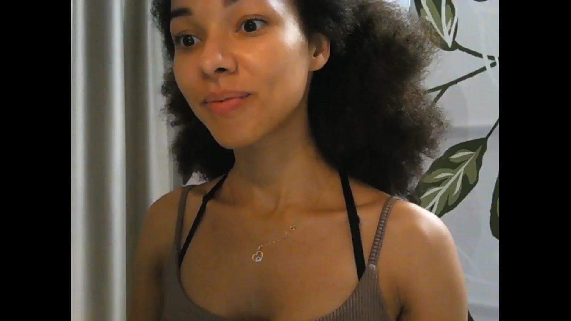 Gallery image thumbnail from Carmel_Dee's myfreecams stream on, 11/12/2024, 24:45 image 14 of 20