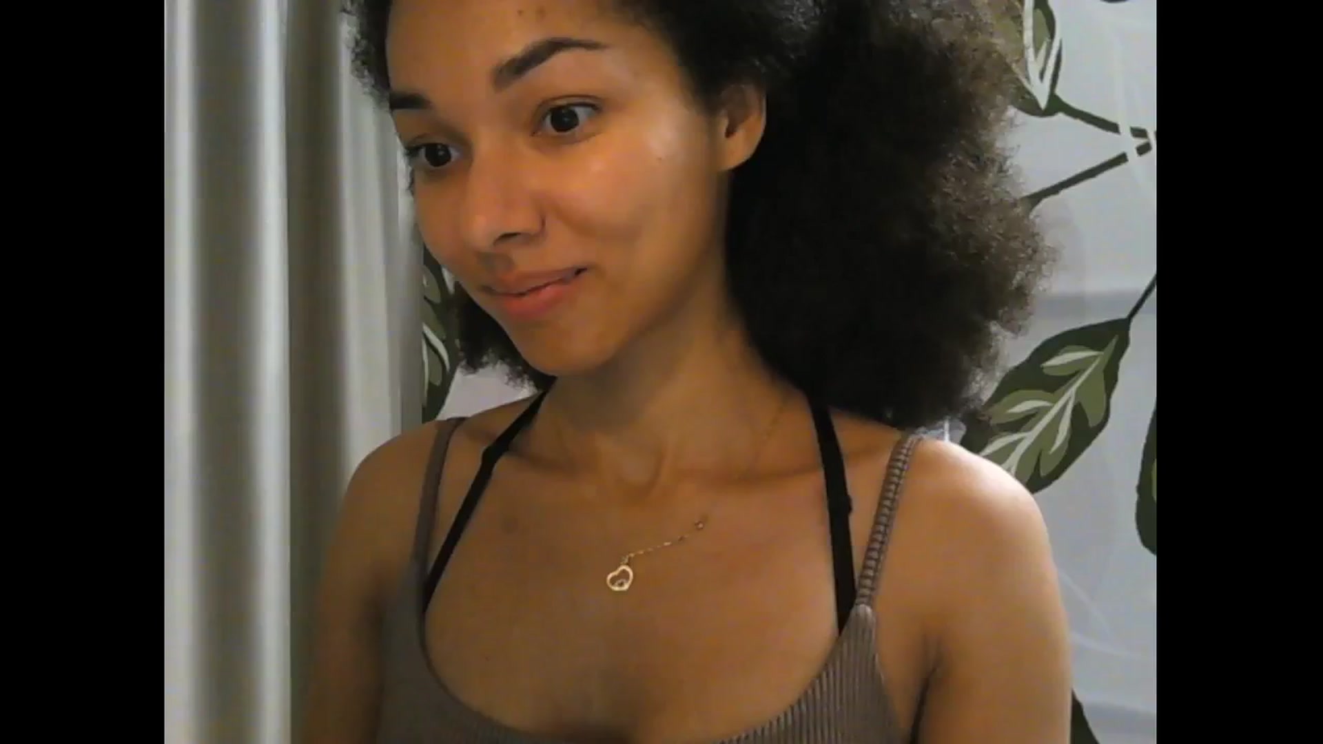 Gallery image thumbnail from Carmel_Dee's myfreecams stream on, 11/12/2024, 24:45 image 17 of 20