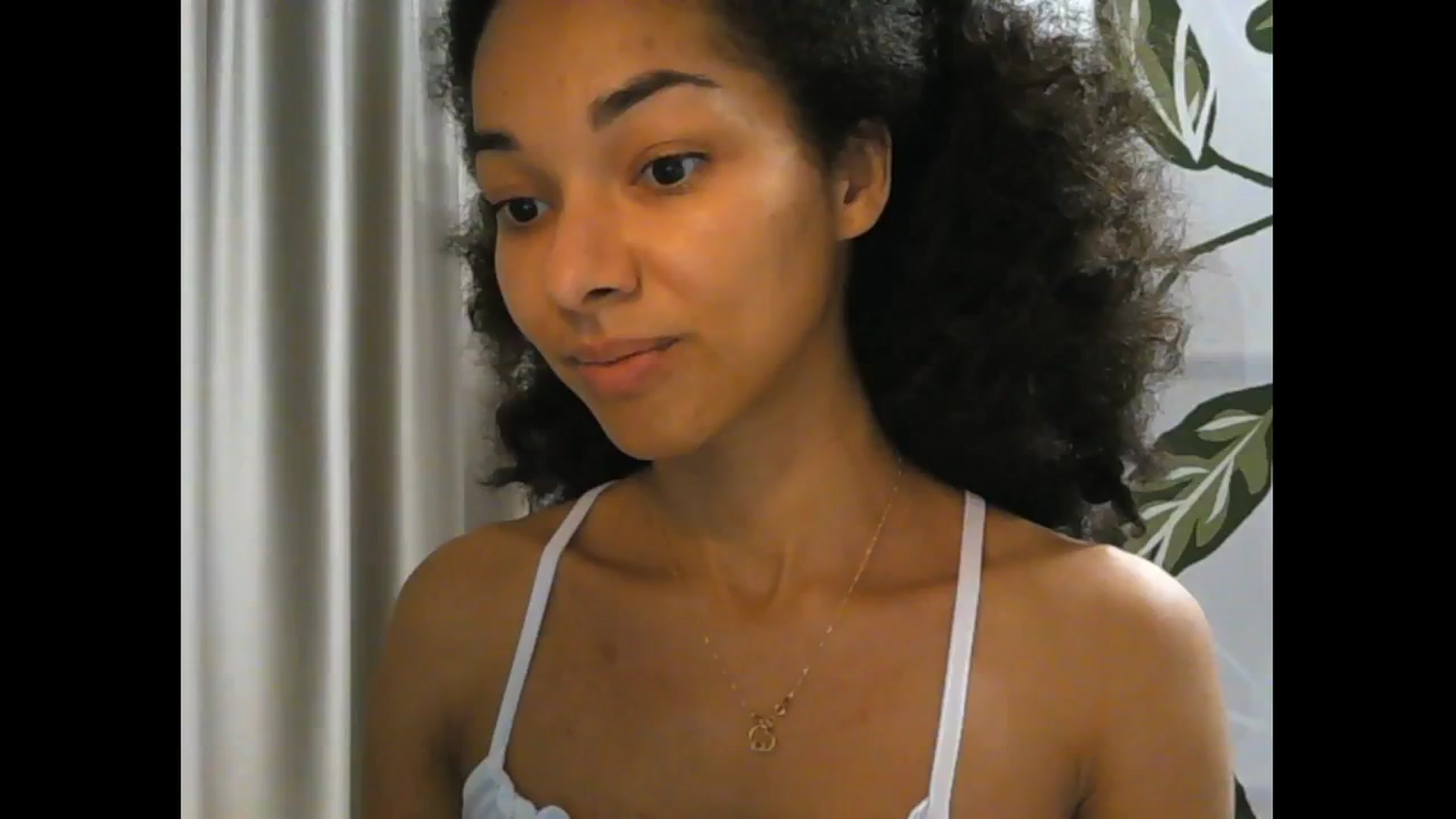 Gallery image thumbnail from Carmel_Dee's myfreecams stream on, 11/14/2024, 15:32 image 9 of 20