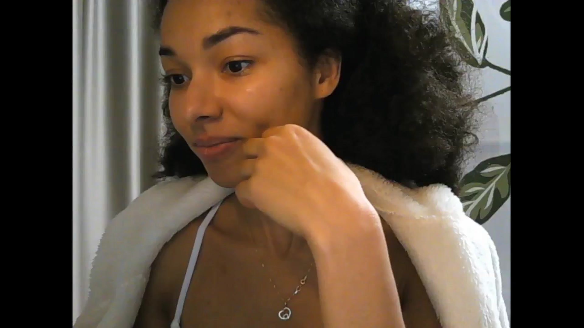 Gallery image thumbnail from Carmel_Dee's myfreecams stream on, 11/14/2024, 16:44 image 5 of 20