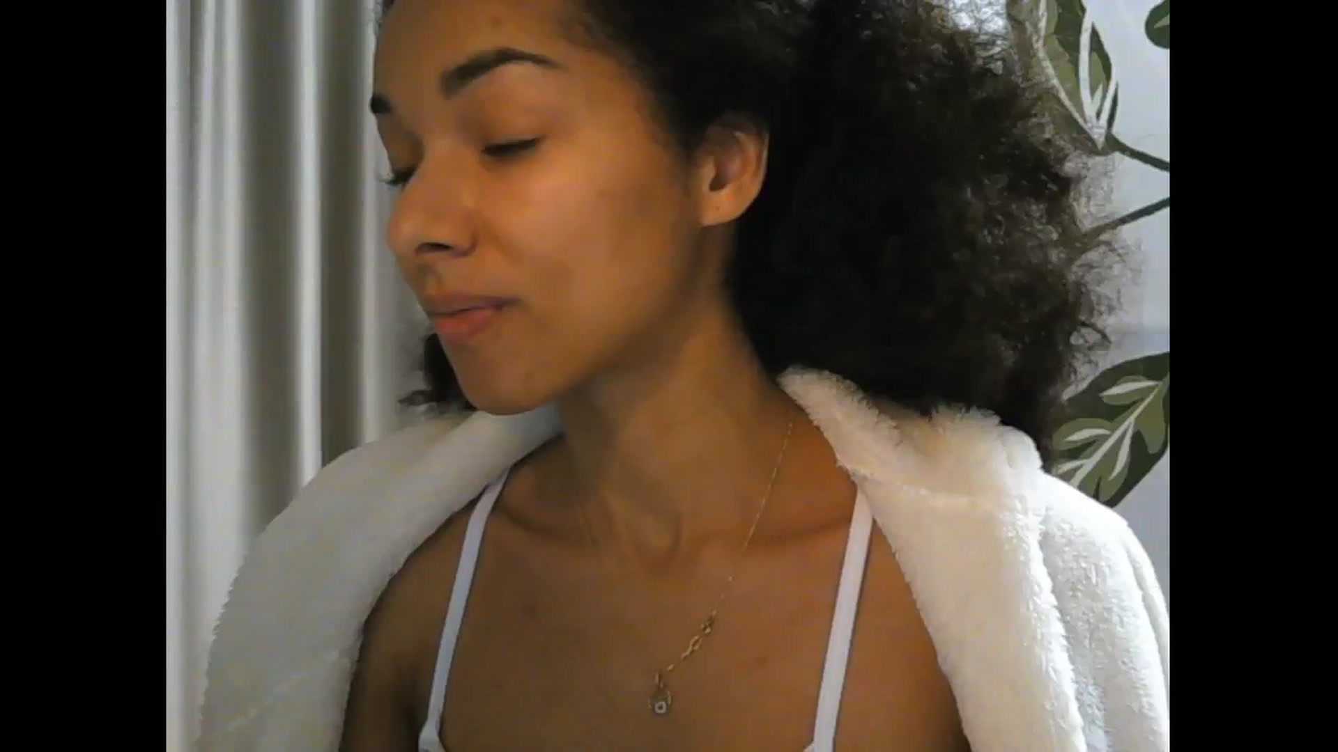 Gallery image thumbnail from Carmel_Dee's myfreecams stream on, 11/14/2024, 16:44 image 19 of 20