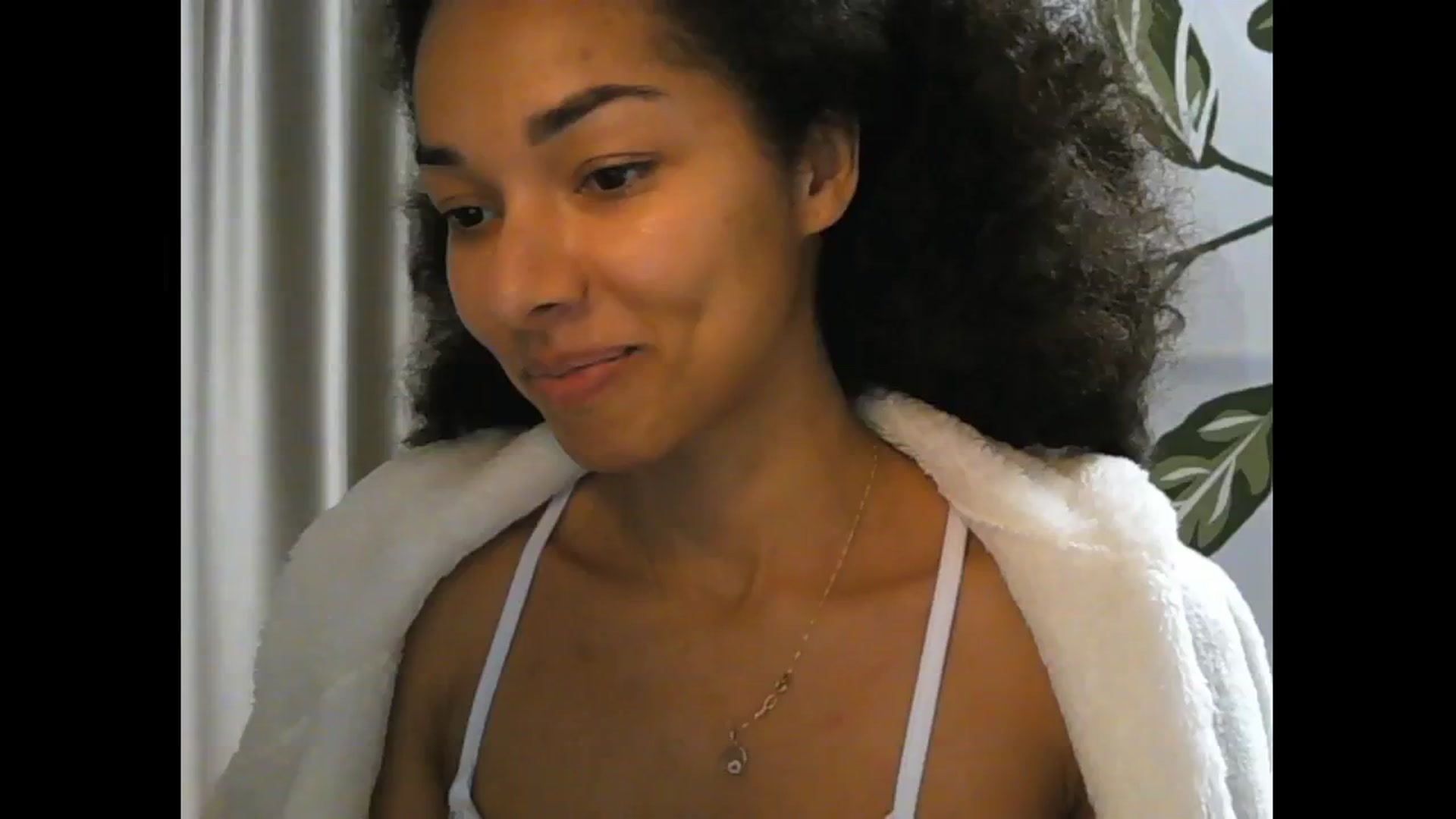 Gallery image thumbnail from Carmel_Dee's myfreecams stream on, 11/14/2024, 16:44 image 6 of 20