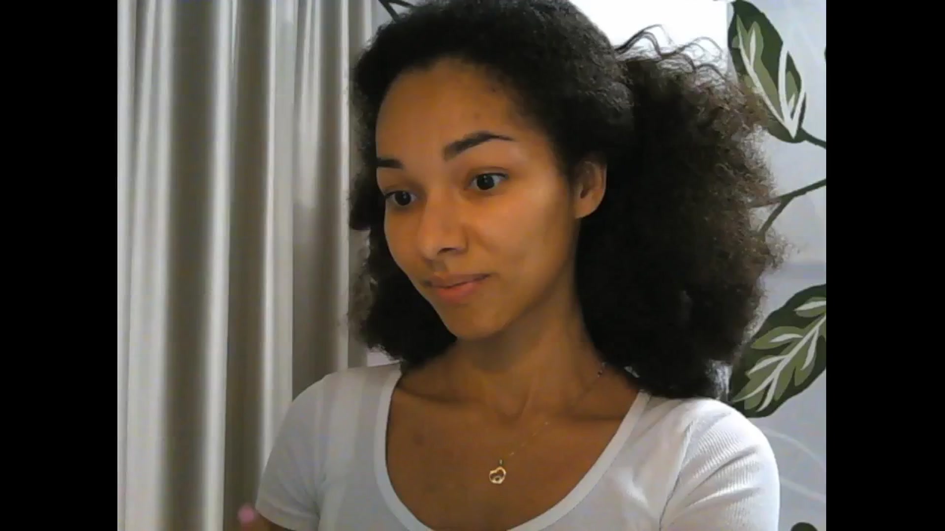 Gallery image thumbnail from Carmel_Dee's myfreecams stream on, 11/16/2024, 18:23 image 14 of 20