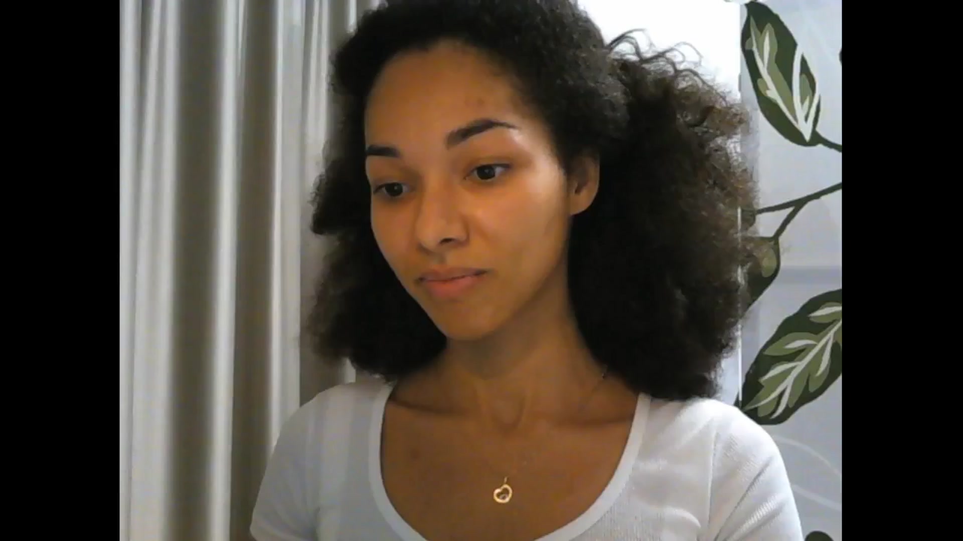 Gallery image thumbnail from Carmel_Dee's myfreecams stream on, 11/16/2024, 18:23 image 16 of 20