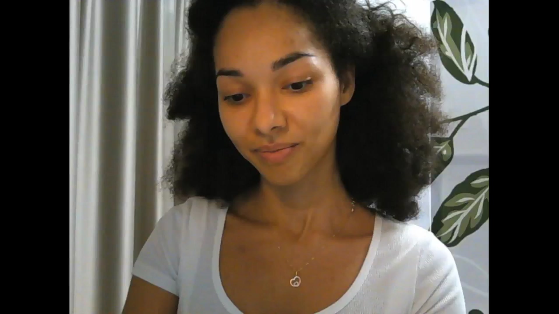 Gallery image thumbnail from Carmel_Dee's myfreecams stream on, 11/16/2024, 18:23 image 20 of 20