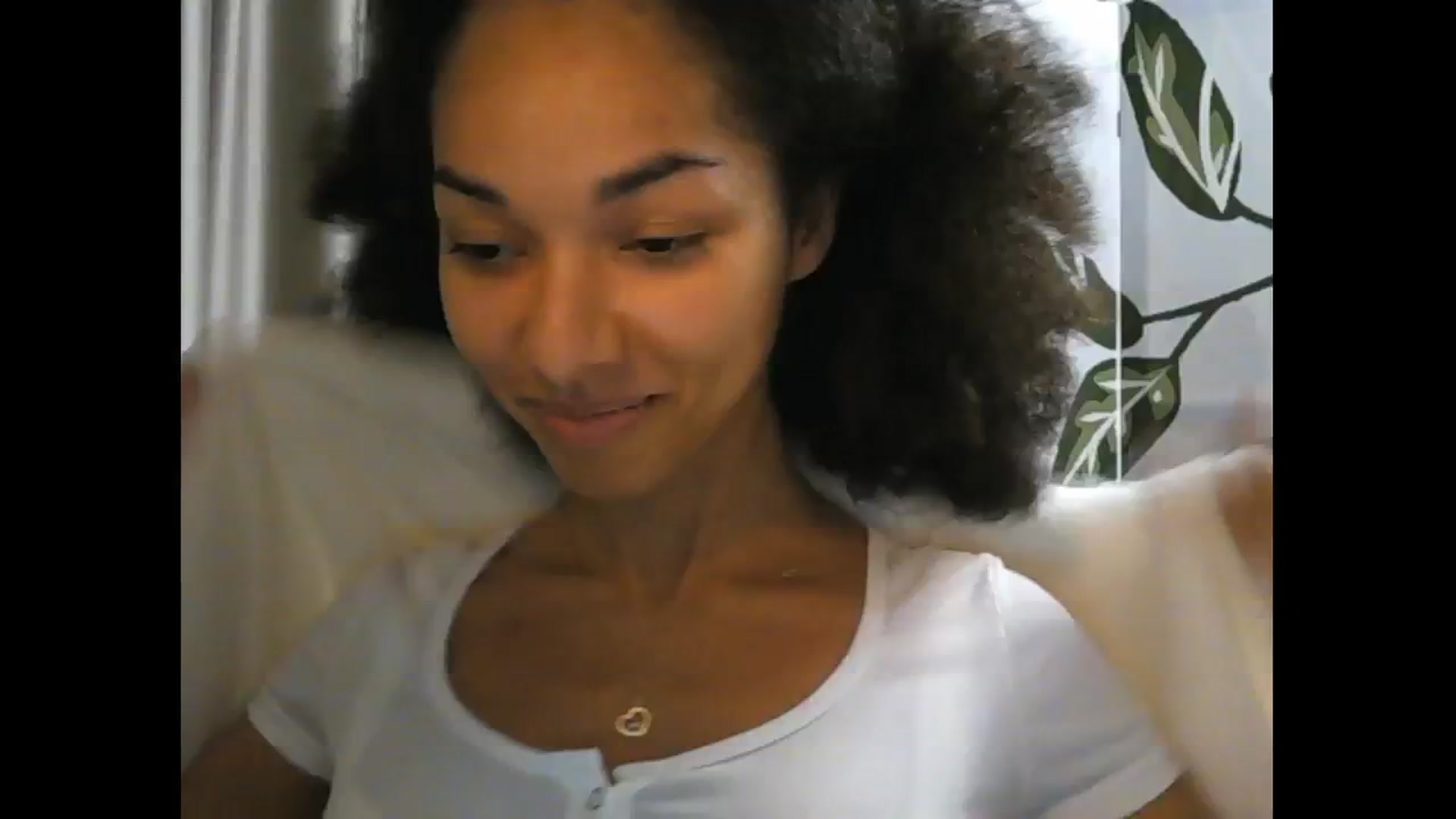 Gallery image thumbnail from Carmel_Dee's myfreecams stream on, 11/16/2024, 18:23 image 7 of 20