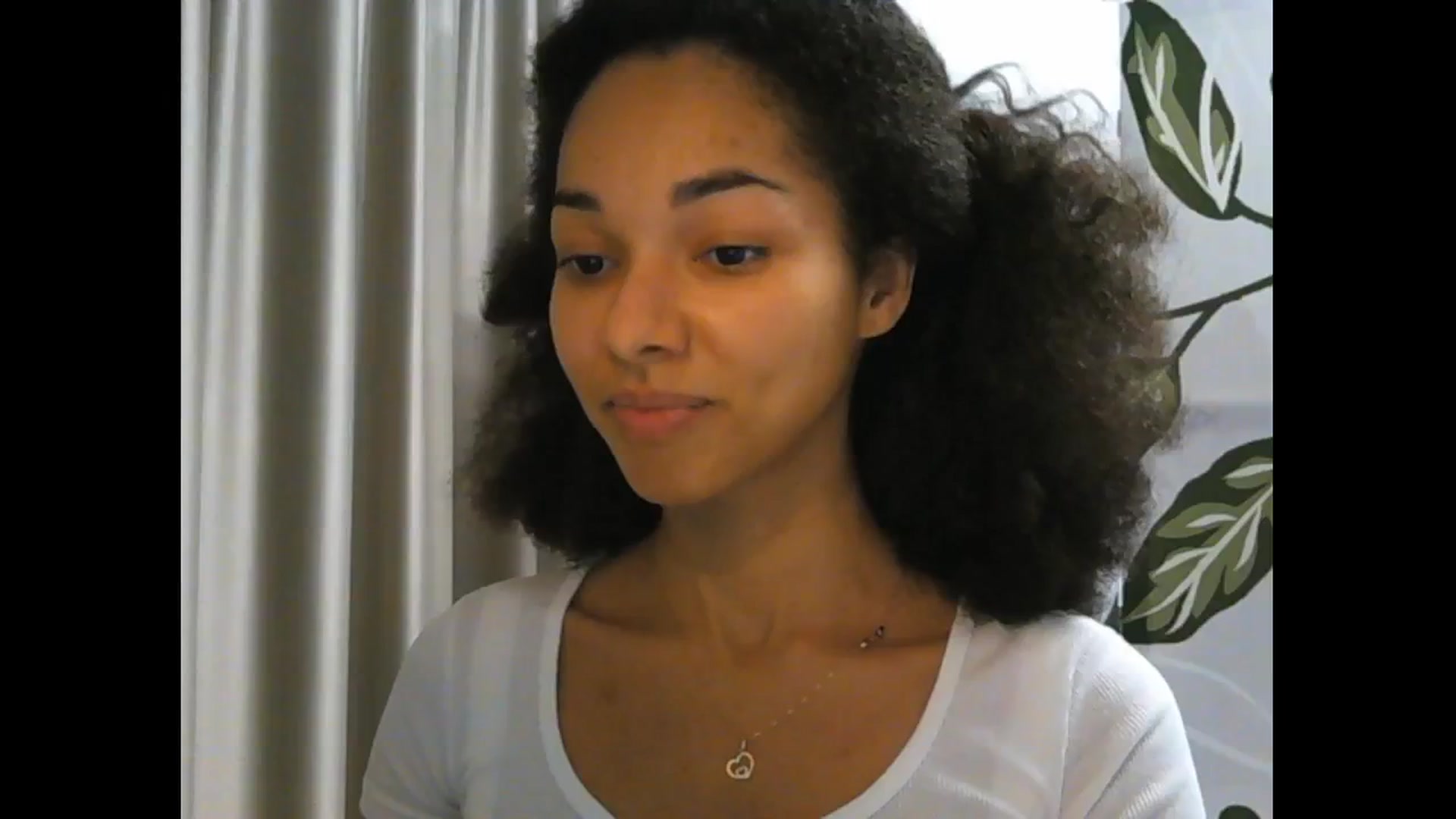 Gallery image thumbnail from Carmel_Dee's myfreecams stream on, 11/16/2024, 18:23 image 12 of 20