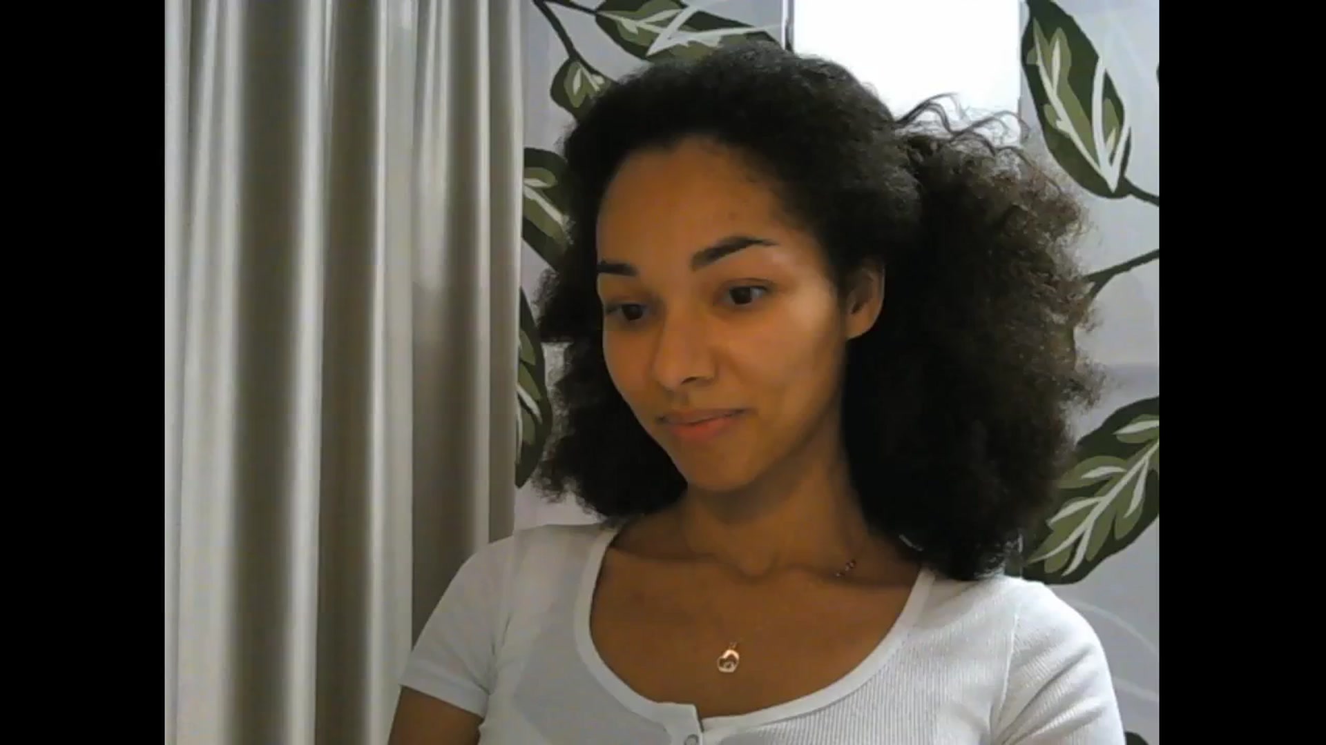 Gallery image thumbnail from Carmel_Dee's myfreecams stream on, 11/16/2024, 18:23 image 3 of 20
