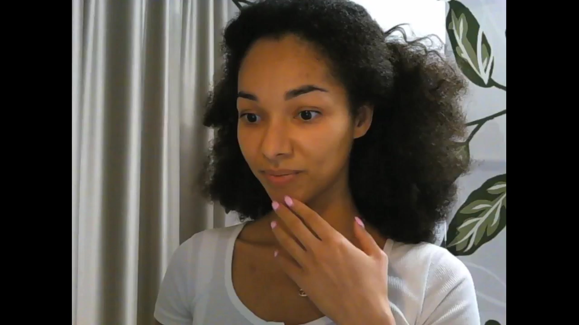 Gallery image thumbnail from Carmel_Dee's myfreecams stream on, 11/16/2024, 18:23 image 15 of 20