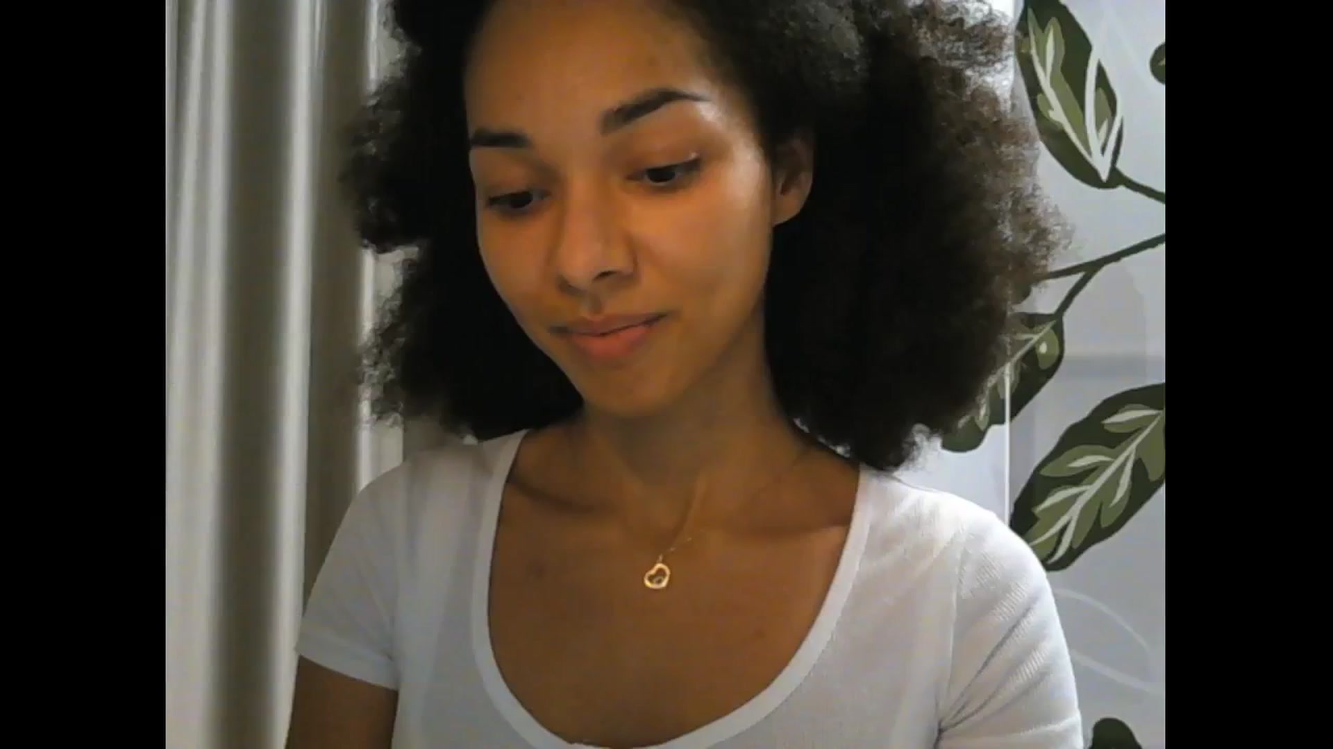 Gallery image thumbnail from Carmel_Dee's myfreecams stream on, 11/16/2024, 19:59 image 12 of 20