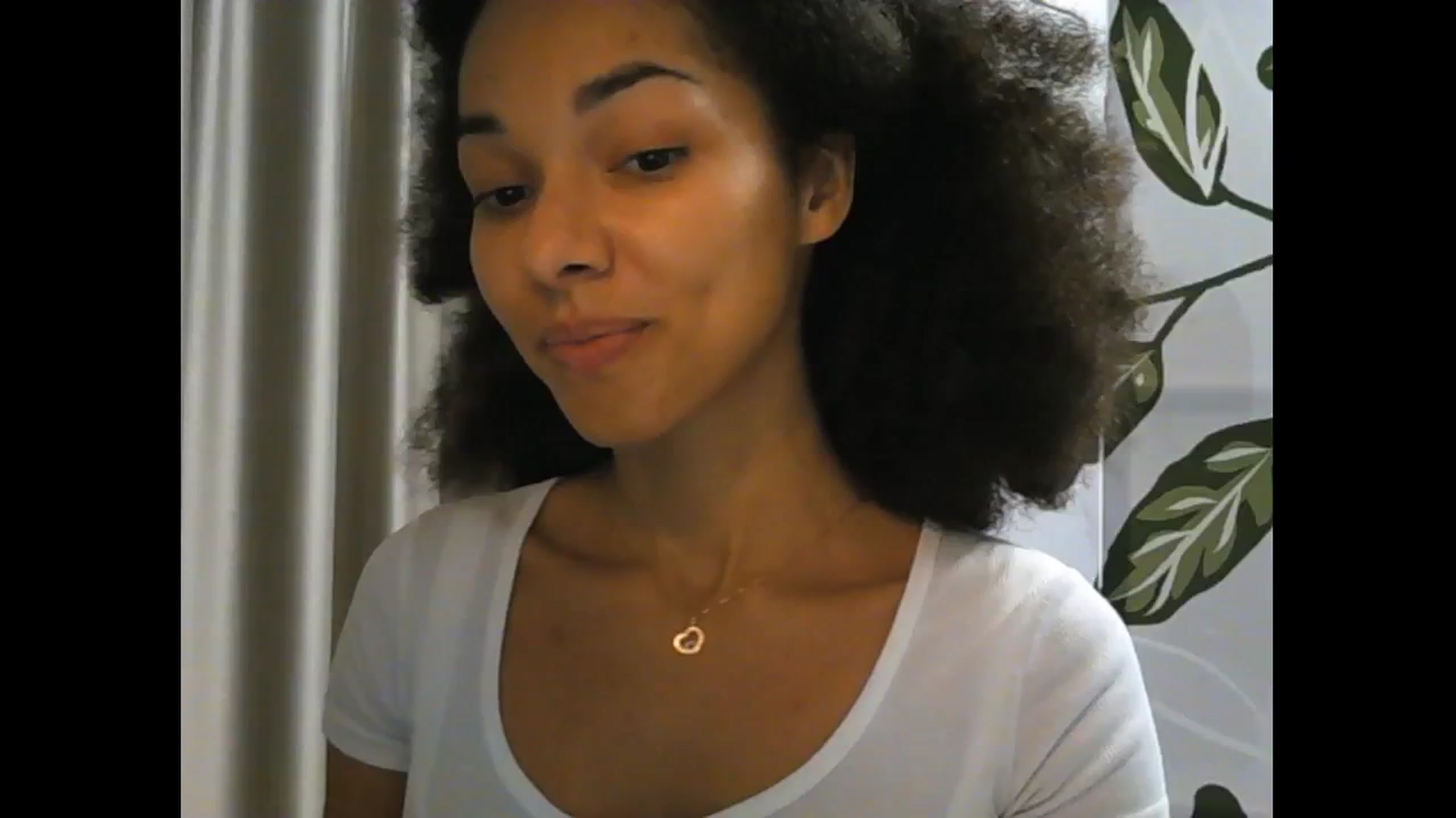 Gallery image thumbnail from Carmel_Dee's myfreecams stream on, 11/16/2024, 19:59 image 16 of 20