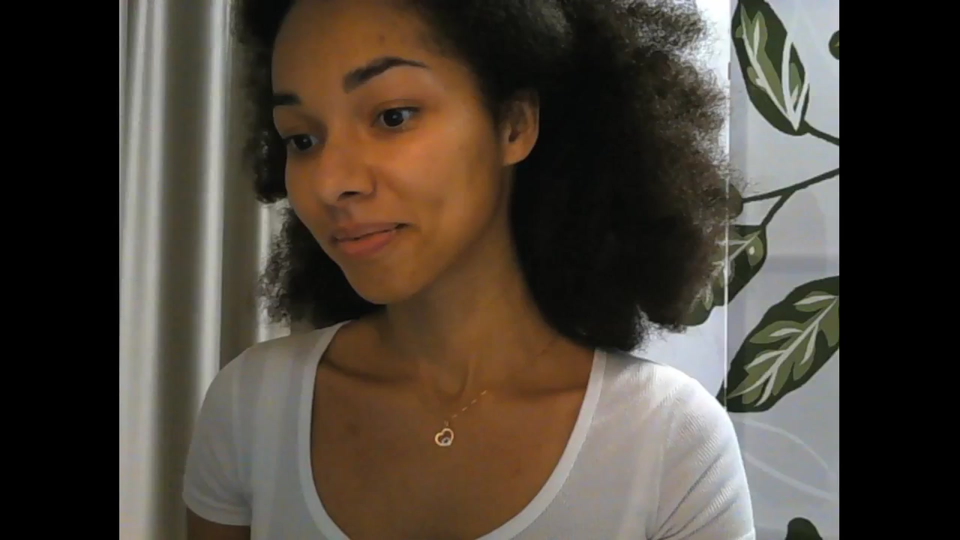 Gallery image thumbnail from Carmel_Dee's myfreecams stream on, 11/16/2024, 19:59 image 19 of 20