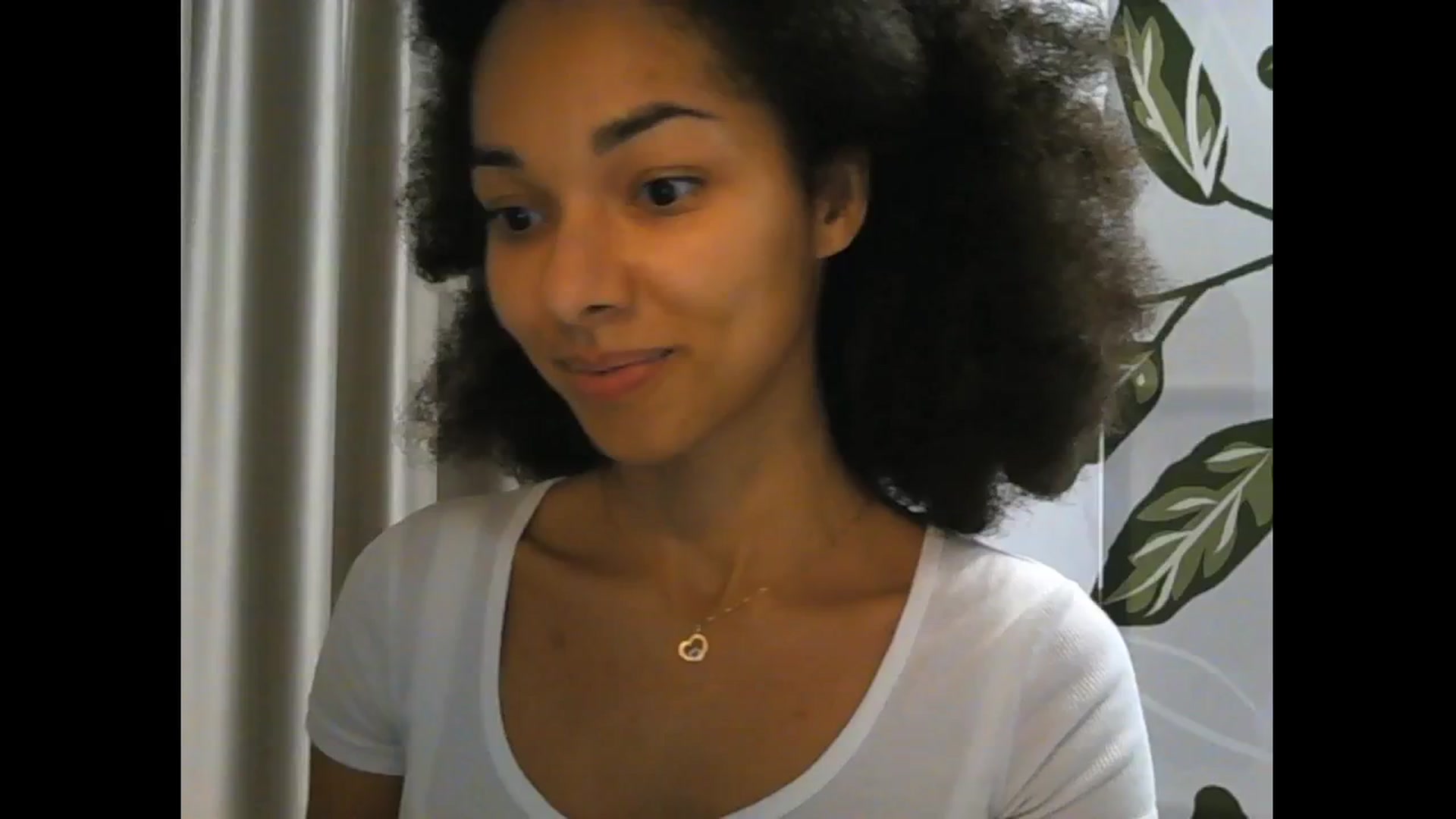Gallery image thumbnail from Carmel_Dee's myfreecams stream on, 11/16/2024, 19:59 image 15 of 20