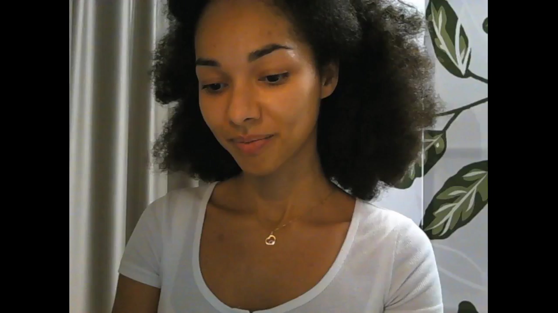 Gallery image thumbnail from Carmel_Dee's myfreecams stream on, 11/16/2024, 19:59 image 13 of 20