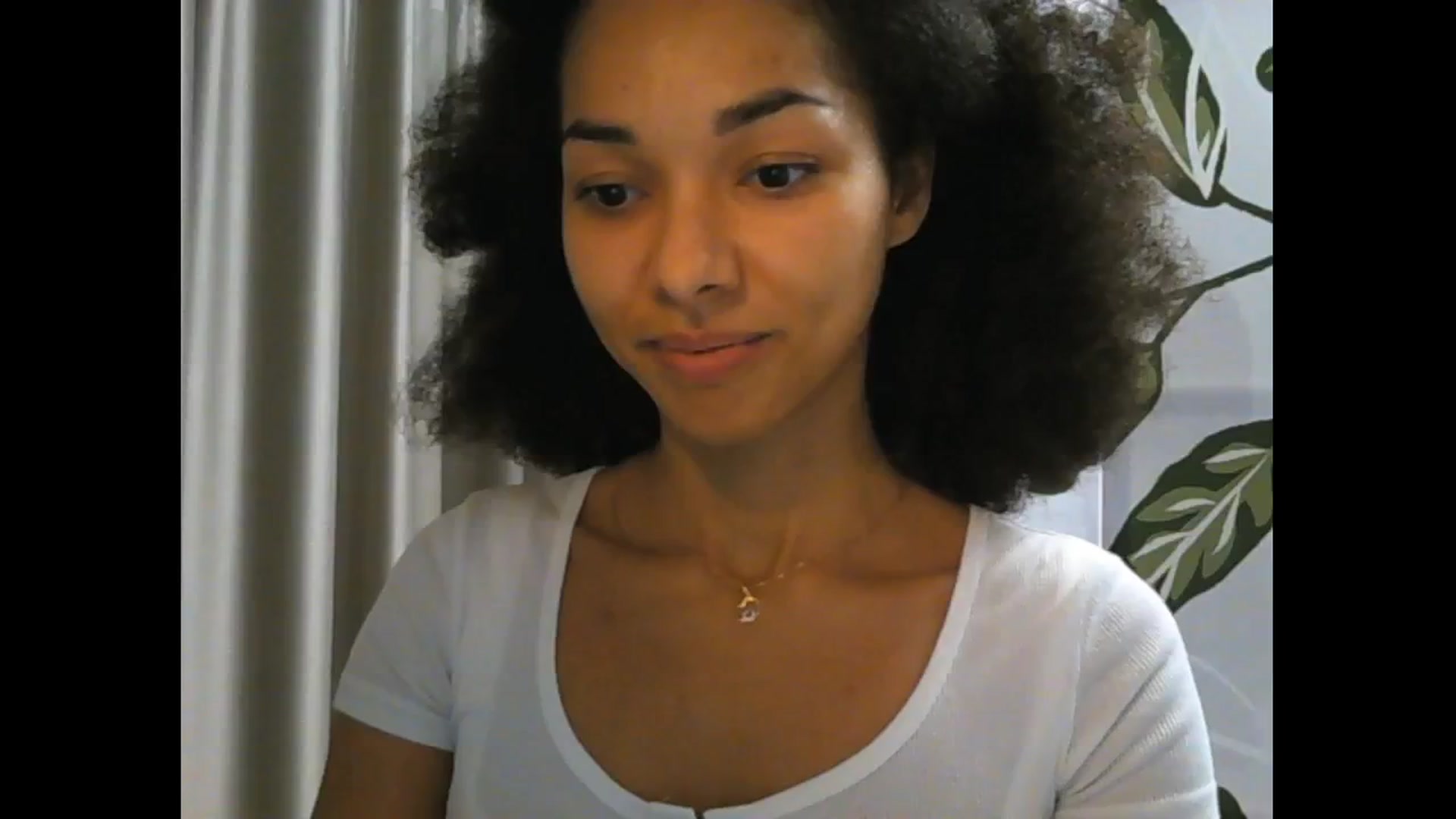 Gallery image thumbnail from Carmel_Dee's myfreecams stream on, 11/16/2024, 21:00 image 7 of 20