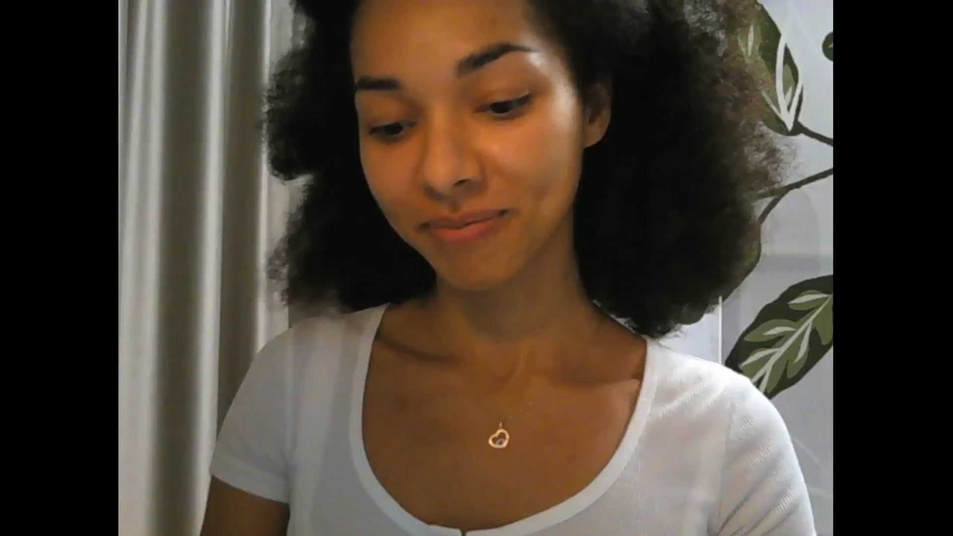 Gallery image thumbnail from Carmel_Dee's myfreecams stream on, 11/16/2024, 21:00 image 19 of 20