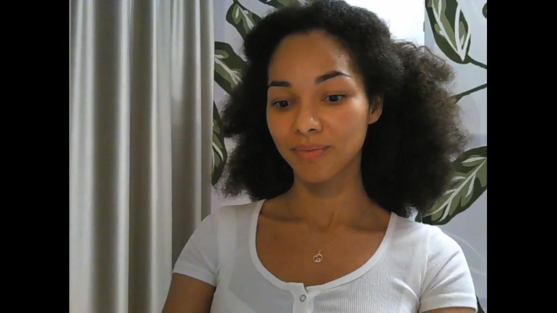 Gallery image thumbnail from Carmel_Dee's myfreecams stream on, 11/16/2024, 23:33 image 18 of 20