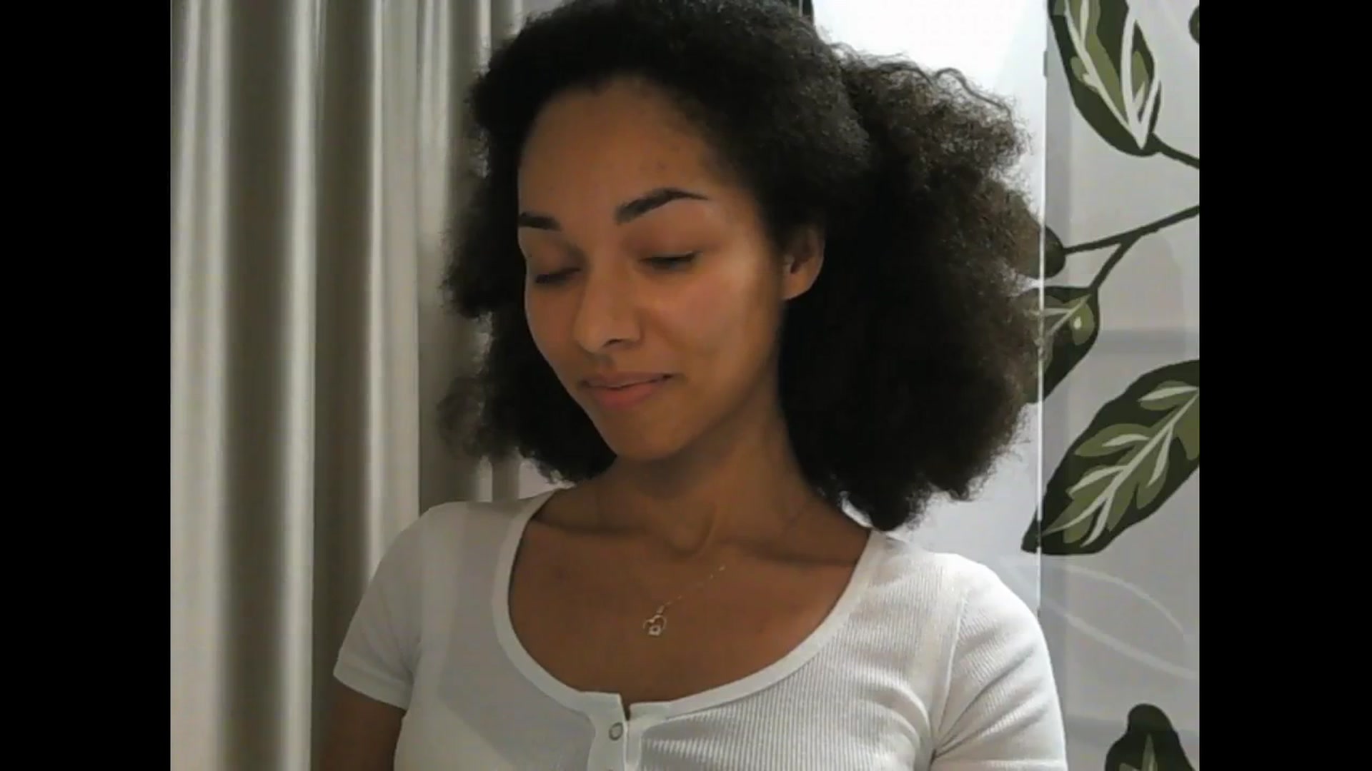 Gallery image thumbnail from Carmel_Dee's myfreecams stream on, 11/16/2024, 23:33 image 20 of 20