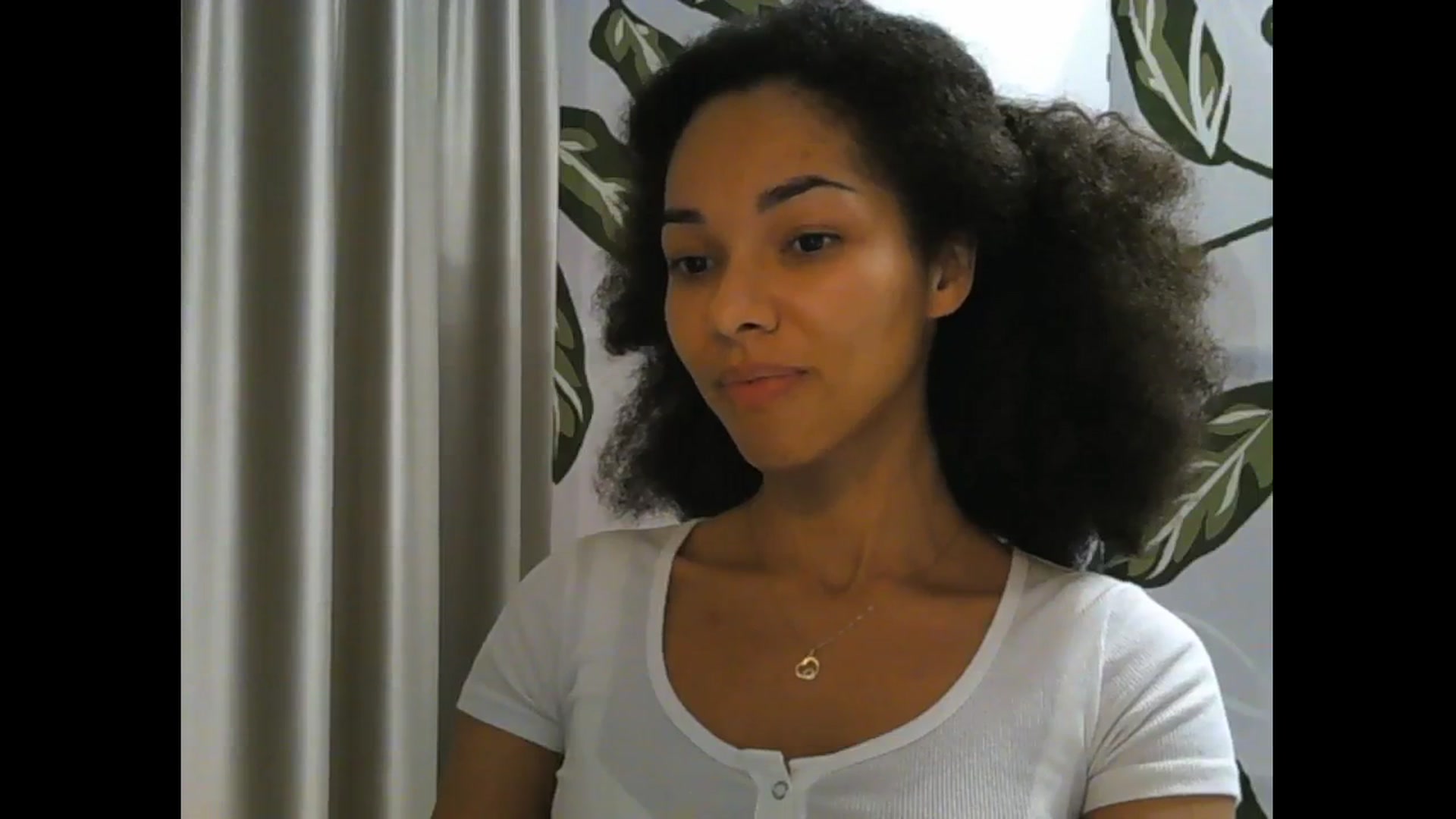 Gallery image thumbnail from Carmel_Dee's myfreecams stream on, 11/16/2024, 23:33 image 2 of 20