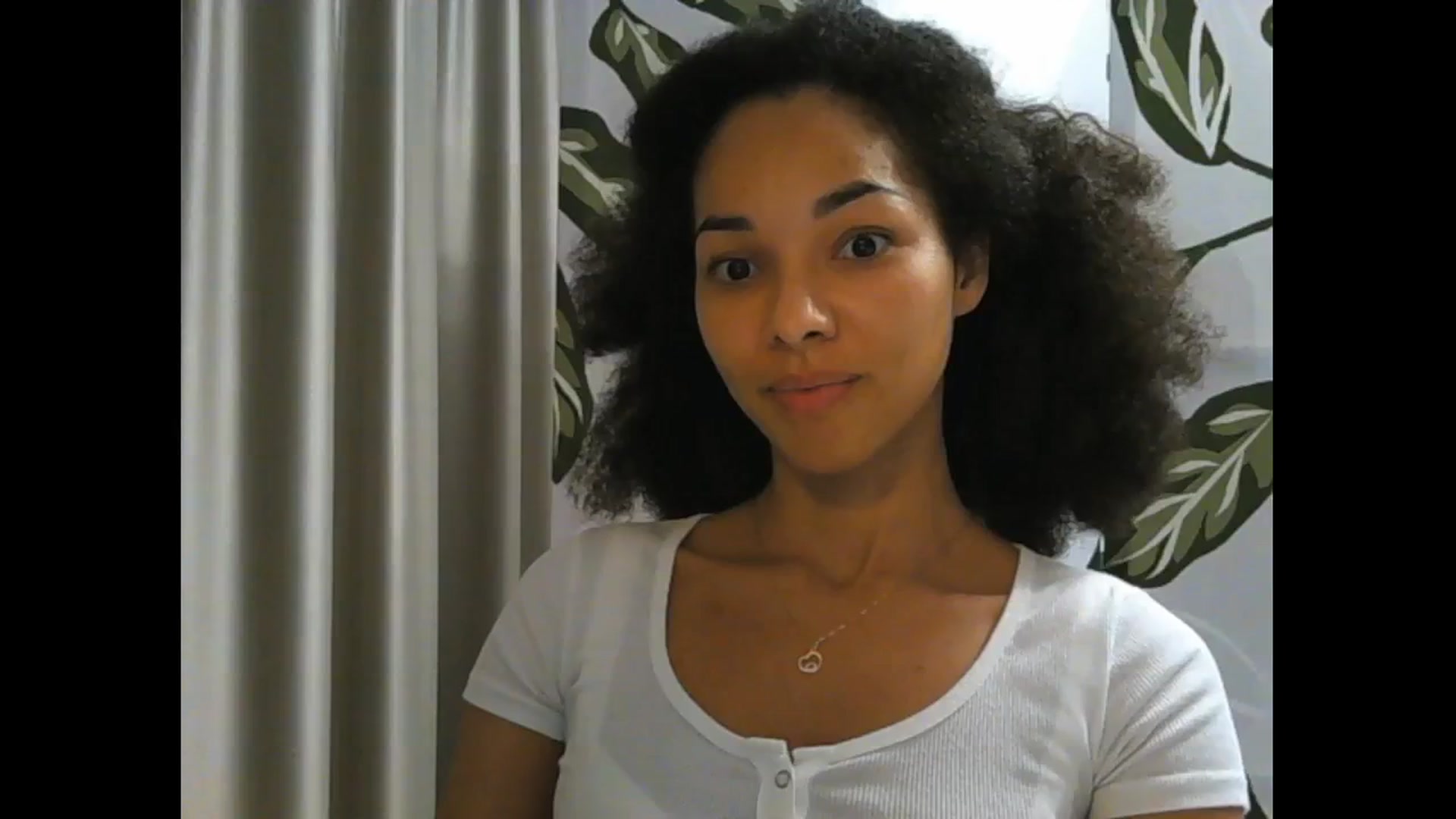 Gallery image thumbnail from Carmel_Dee's myfreecams stream on, 11/16/2024, 23:33 image 1 of 20