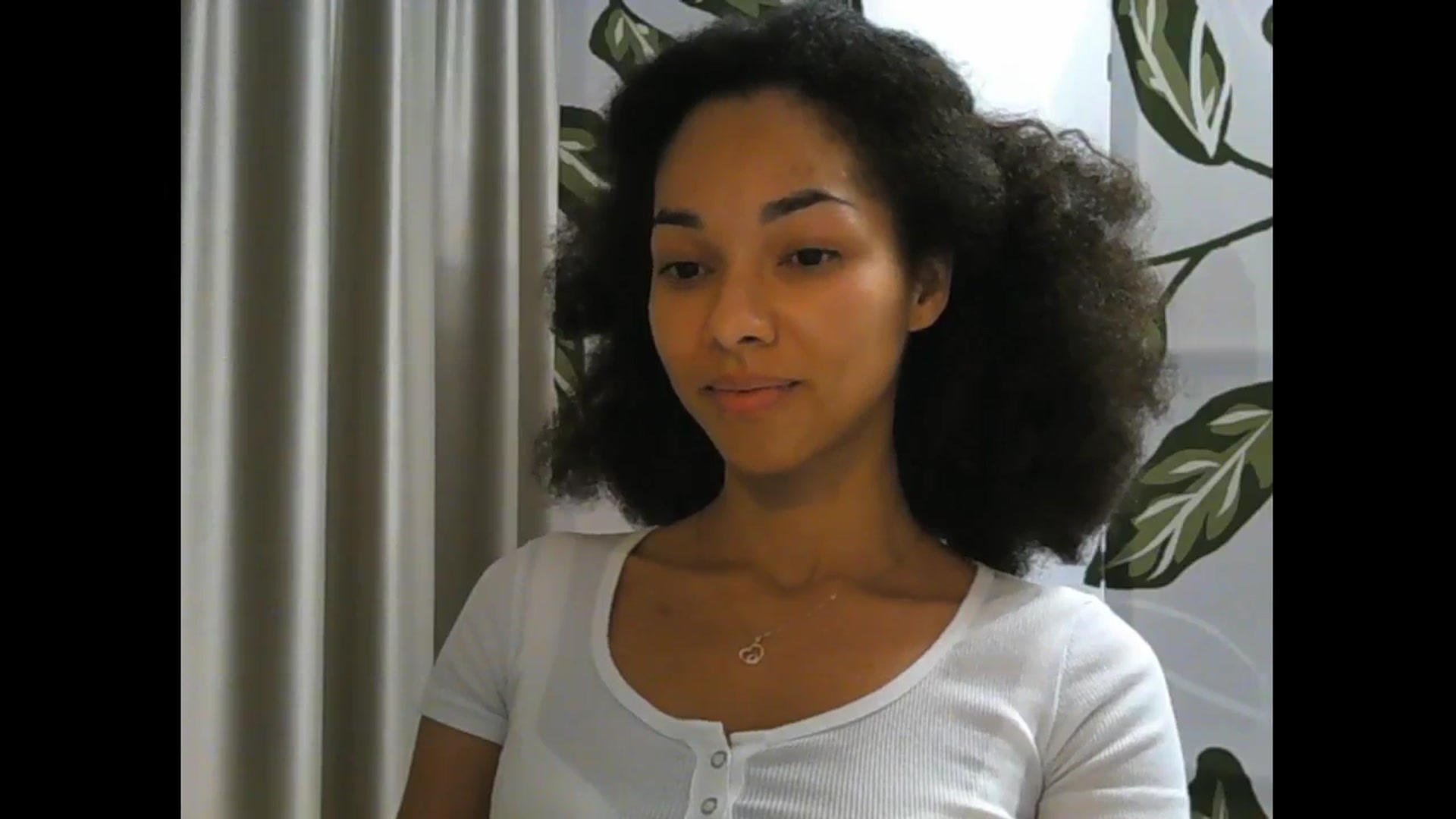 Gallery image thumbnail from Carmel_Dee's myfreecams stream on, 11/16/2024, 23:33 image 10 of 20