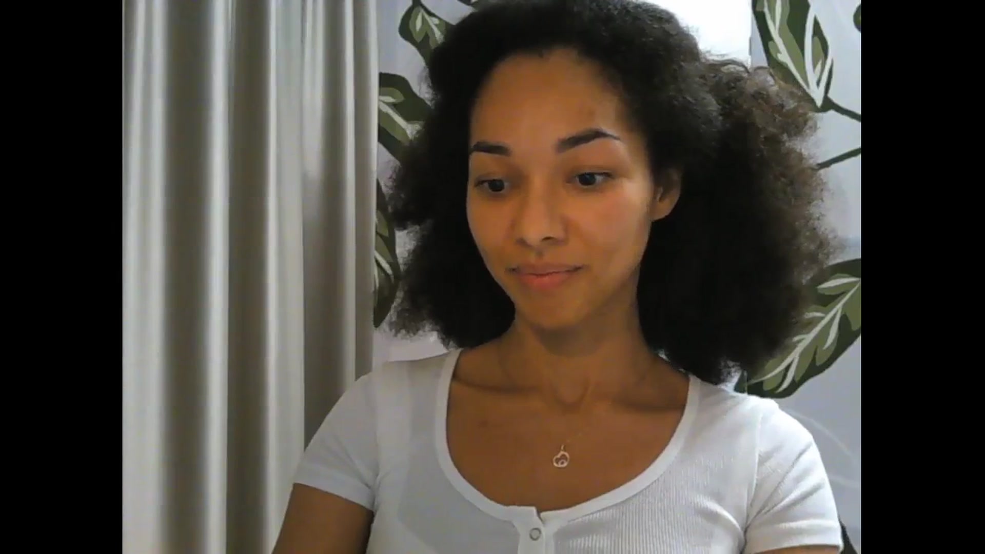 Gallery image thumbnail from Carmel_Dee's myfreecams stream on, 11/16/2024, 23:33 image 17 of 20