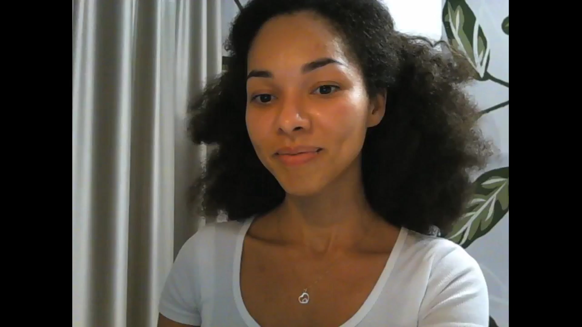 Gallery image thumbnail from Carmel_Dee's myfreecams stream on, 11/17/2024, 01:23 image 10 of 20