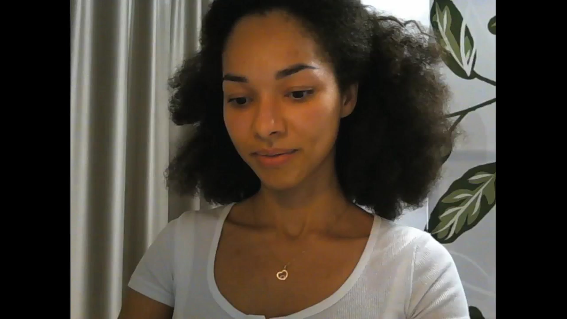 Gallery image thumbnail from Carmel_Dee's myfreecams stream on, 11/17/2024, 01:23 image 13 of 20