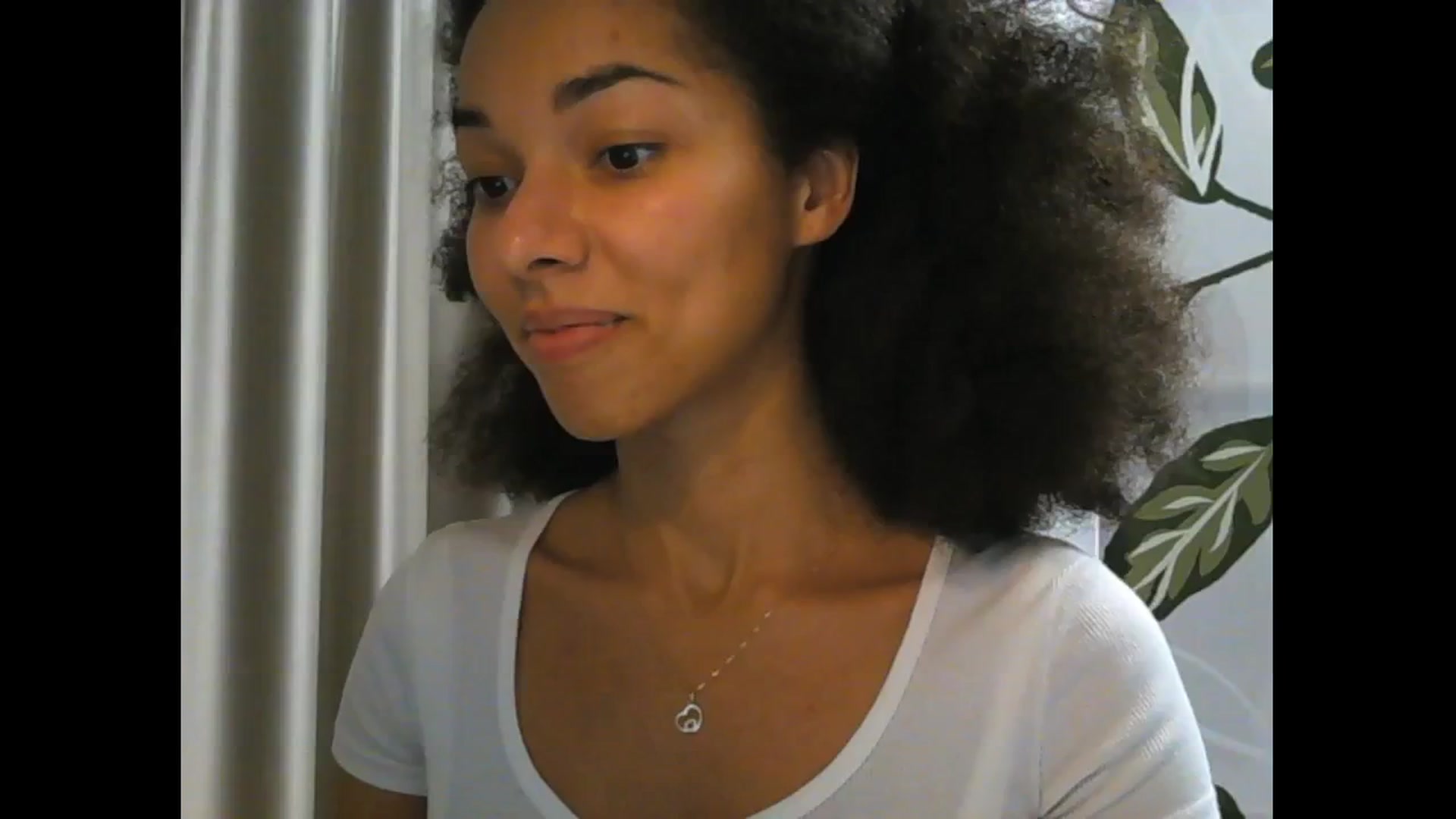 Gallery image thumbnail from Carmel_Dee's myfreecams stream on, 11/17/2024, 01:23 image 14 of 20