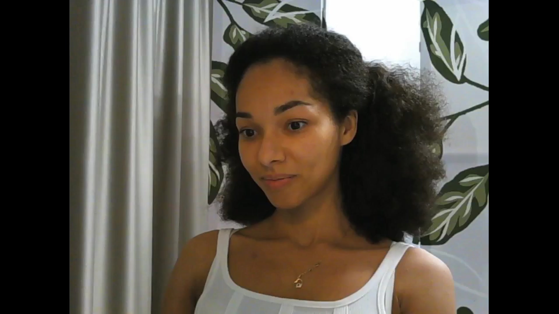 Gallery image thumbnail from Carmel_Dee's myfreecams stream on, 11/17/2024, 21:36 image 19 of 20