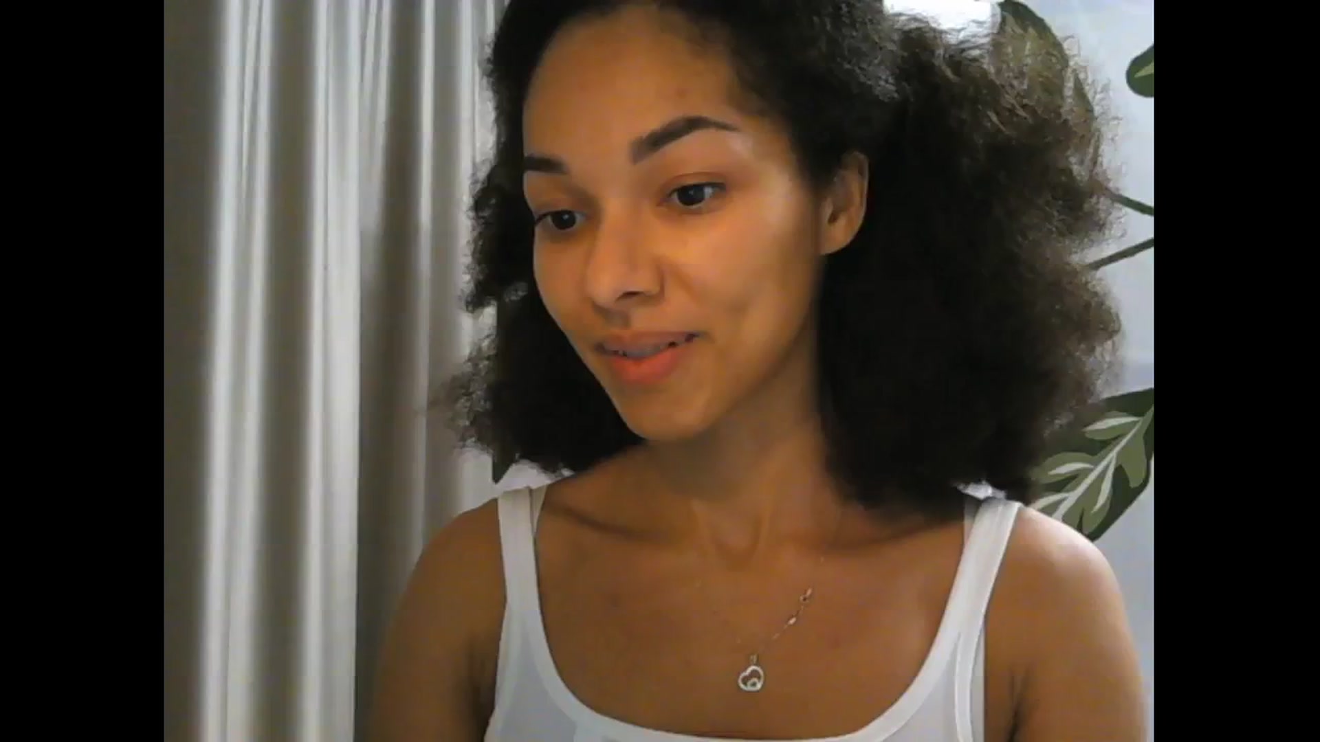 Gallery image thumbnail from Carmel_Dee's myfreecams stream on, 11/17/2024, 23:33 image 6 of 20