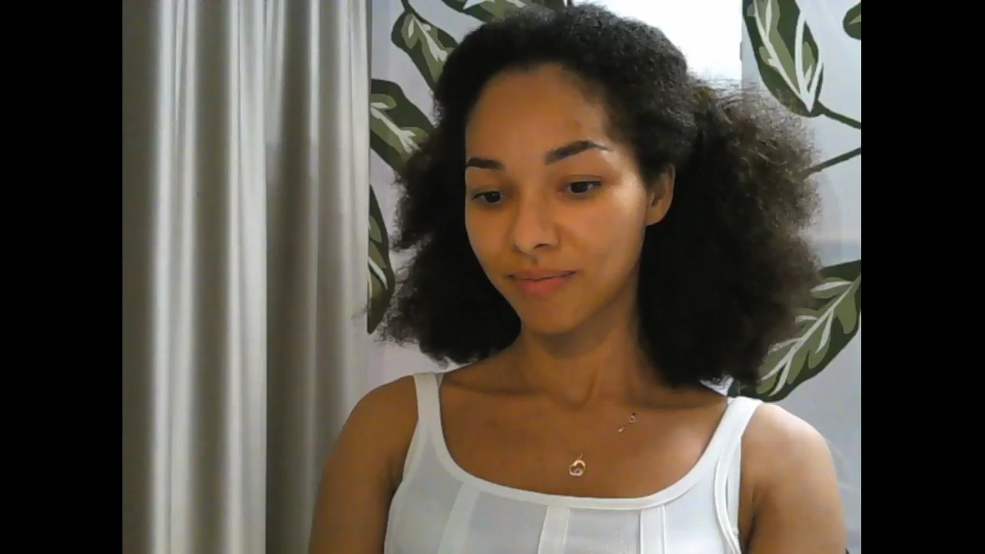 Gallery image thumbnail from Carmel_Dee's myfreecams stream on, 11/17/2024, 23:33 image 10 of 20