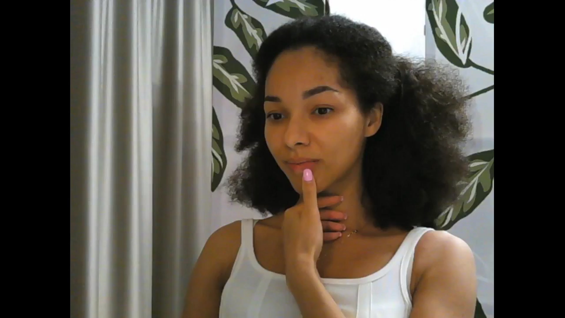 Gallery image thumbnail from Carmel_Dee's myfreecams stream on, 11/17/2024, 23:33 image 16 of 20