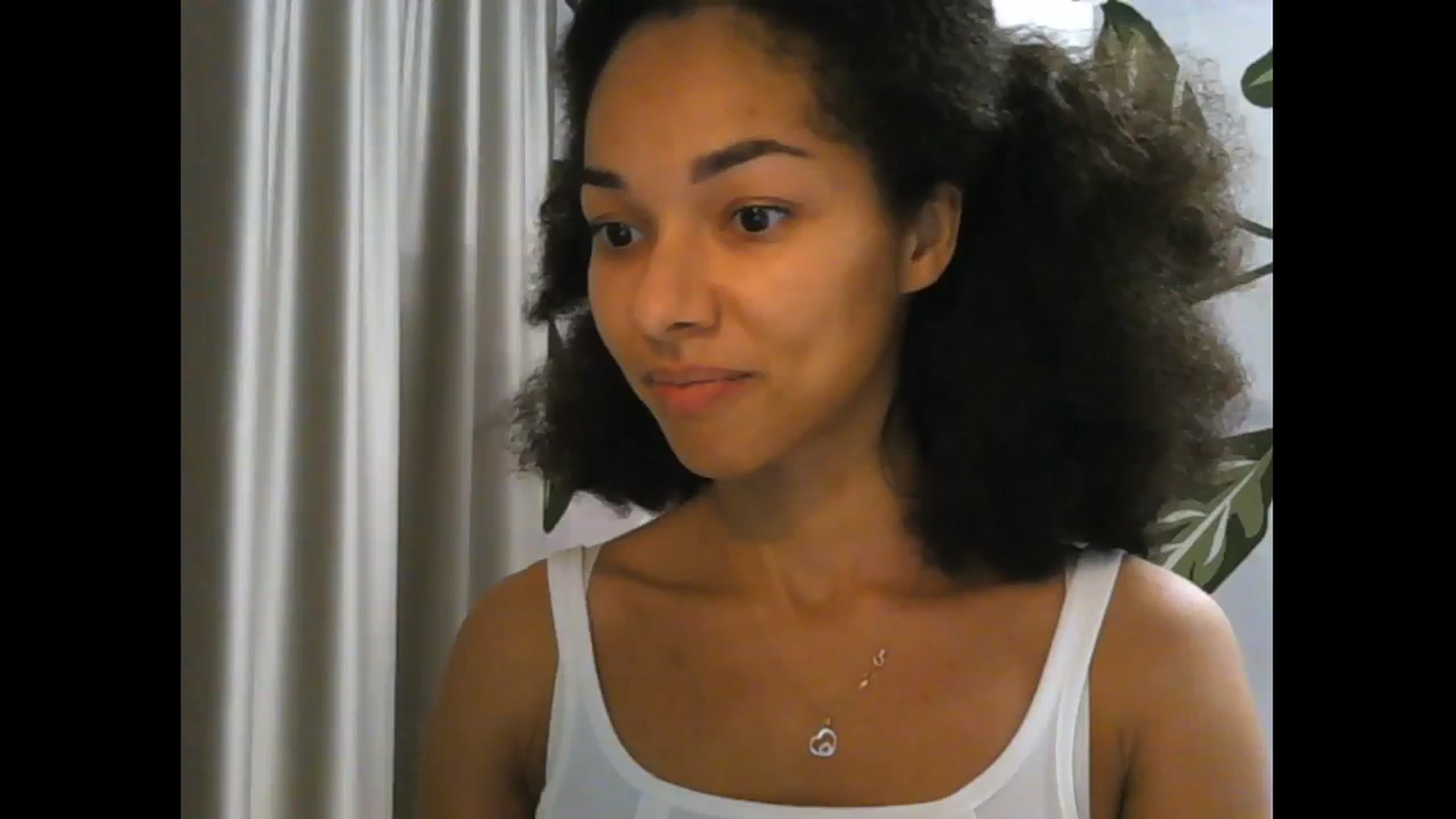 Gallery image thumbnail from Carmel_Dee's myfreecams stream on, 11/17/2024, 23:33 image 4 of 20