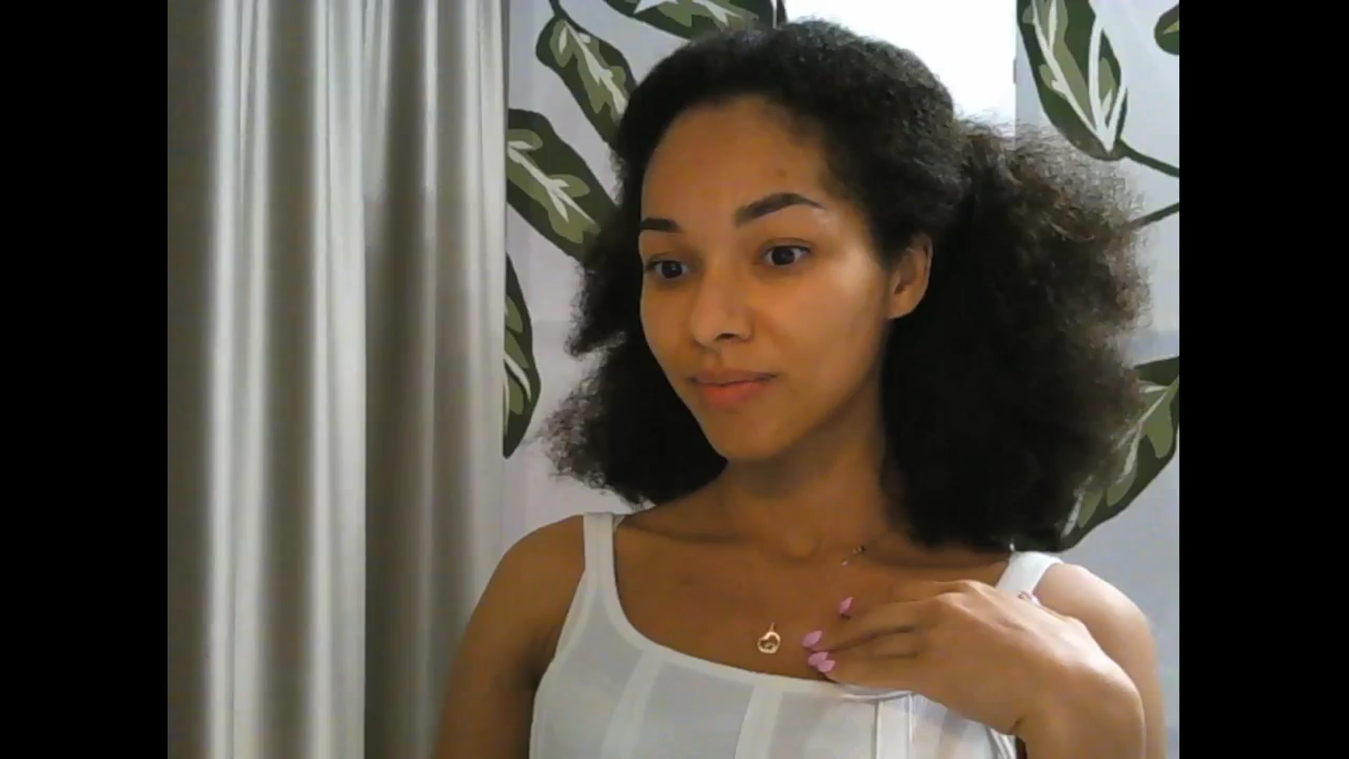 Gallery image thumbnail from Carmel_Dee's myfreecams stream on, 11/17/2024, 23:33 image 11 of 20