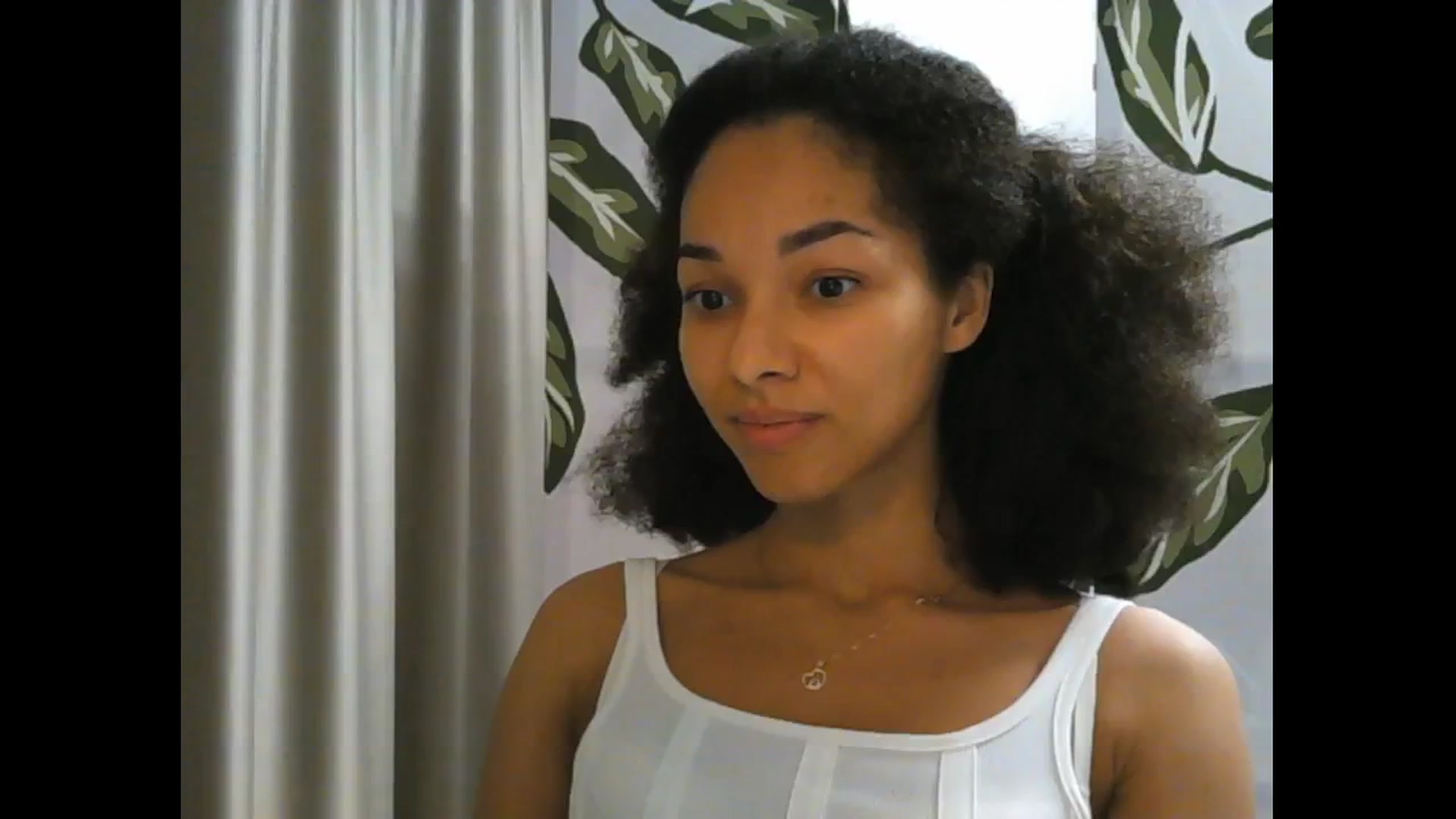 Gallery image thumbnail from Carmel_Dee's myfreecams stream on, 11/17/2024, 23:33 image 18 of 20