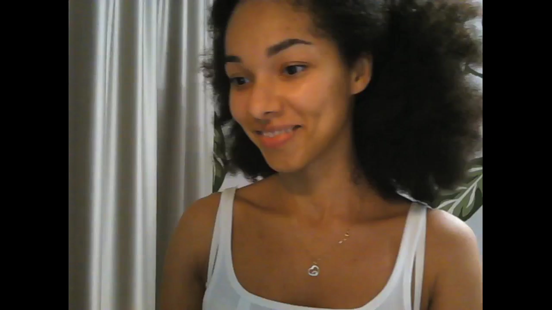 Gallery image thumbnail from Carmel_Dee's myfreecams stream on, 11/18/2024, 24:27 image 6 of 20