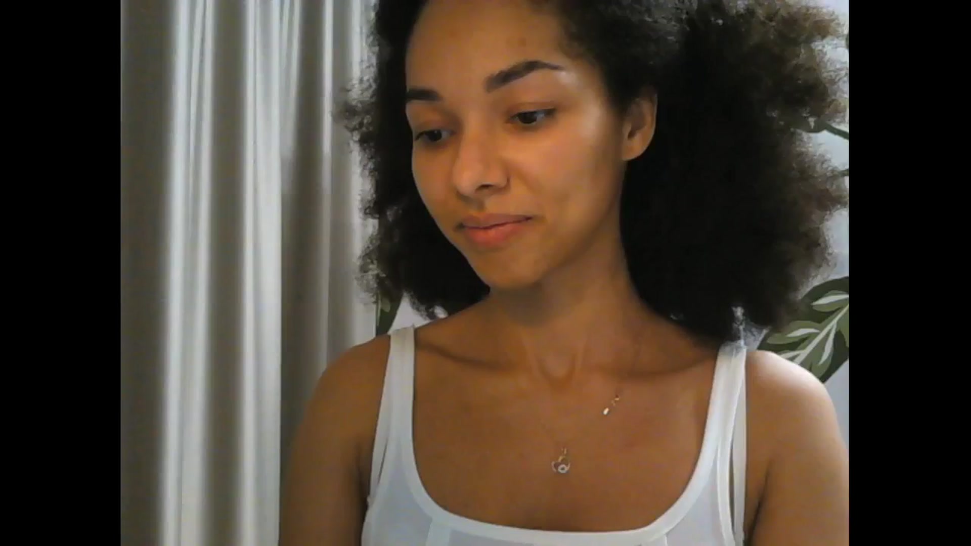 Gallery image thumbnail from Carmel_Dee's myfreecams stream on, 11/18/2024, 24:27 image 7 of 20