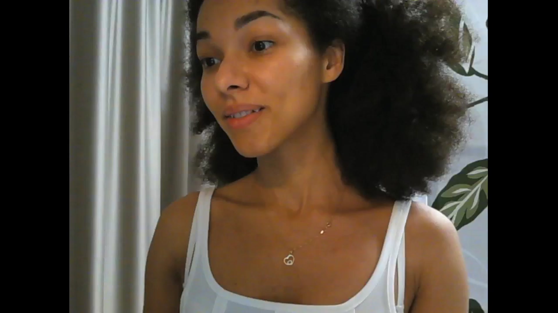 Gallery image thumbnail from Carmel_Dee's myfreecams stream on, 11/18/2024, 24:27 image 2 of 20