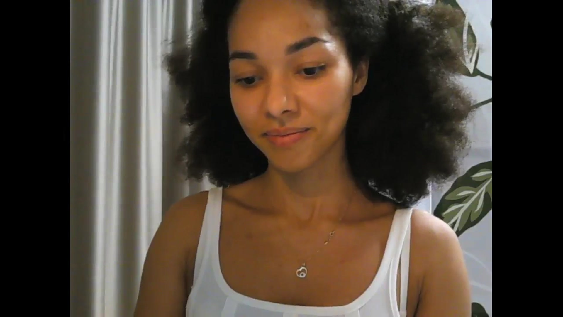 Gallery image thumbnail from Carmel_Dee's myfreecams stream on, 11/18/2024, 24:27 image 12 of 20