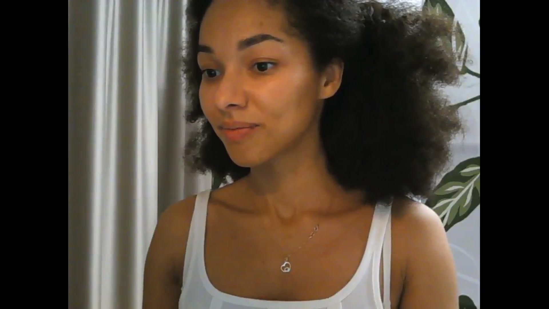 Gallery image thumbnail from Carmel_Dee's myfreecams stream on, 11/18/2024, 24:27 image 10 of 20