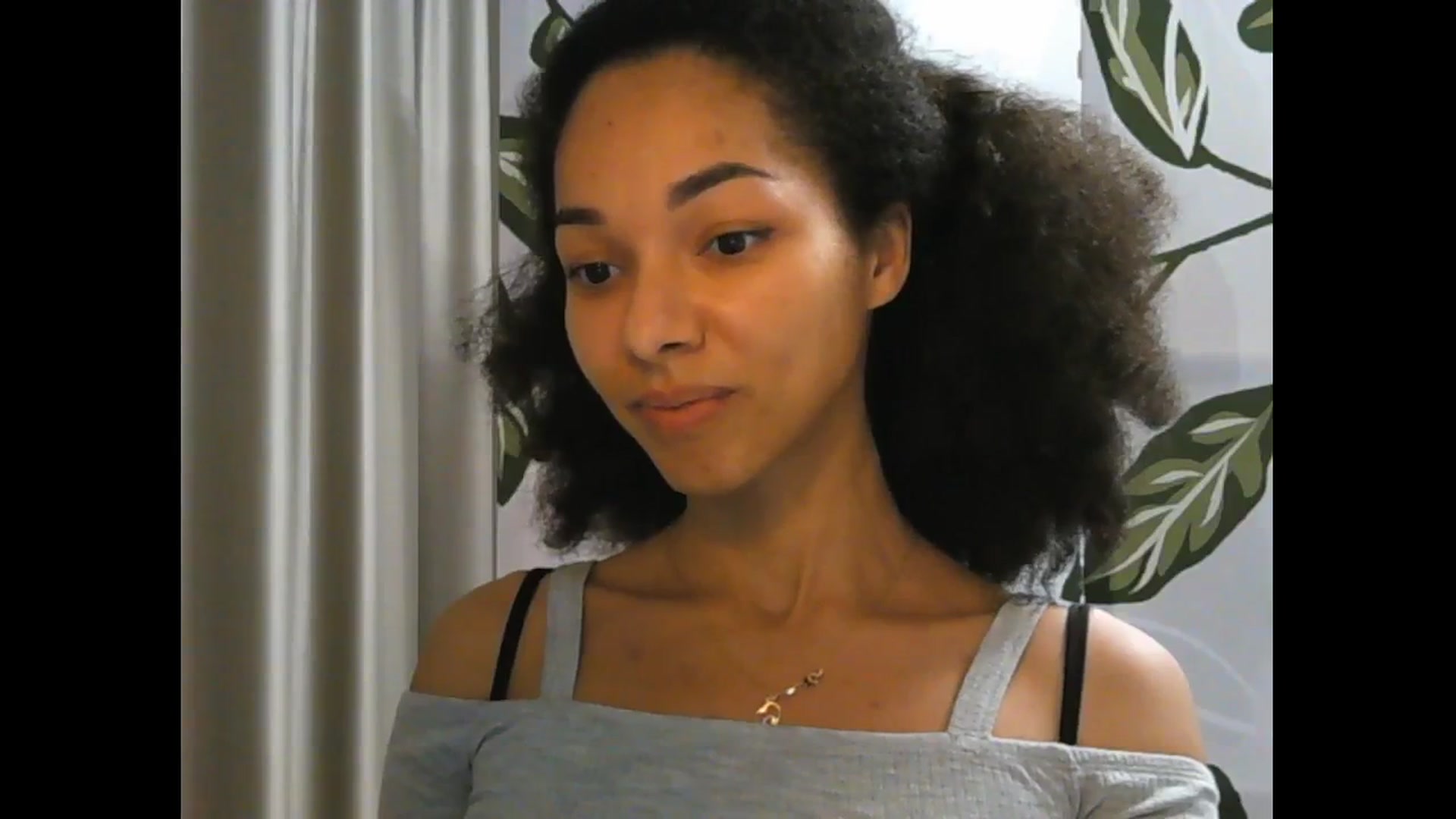 Gallery image thumbnail from Carmel_Dee's myfreecams stream on, 11/24/2024, 18:08 image 9 of 20