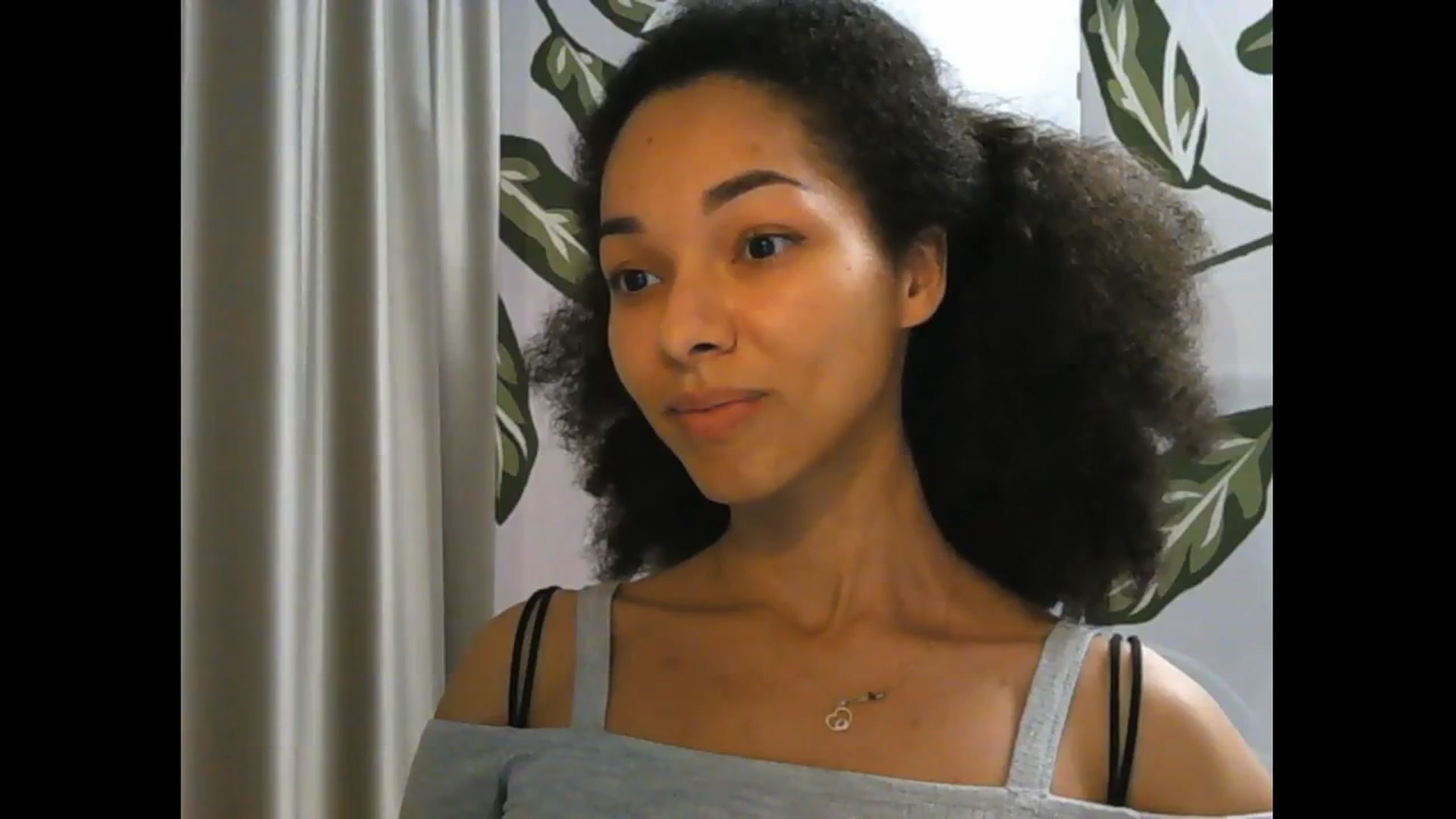 Gallery image thumbnail from Carmel_Dee's myfreecams stream on, 11/24/2024, 18:08 image 15 of 20