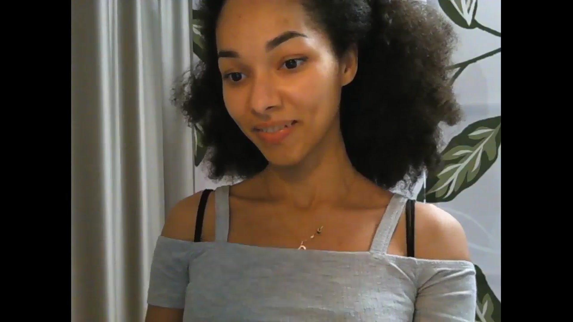Gallery image thumbnail from Carmel_Dee's myfreecams stream on, 11/24/2024, 18:08 image 11 of 20