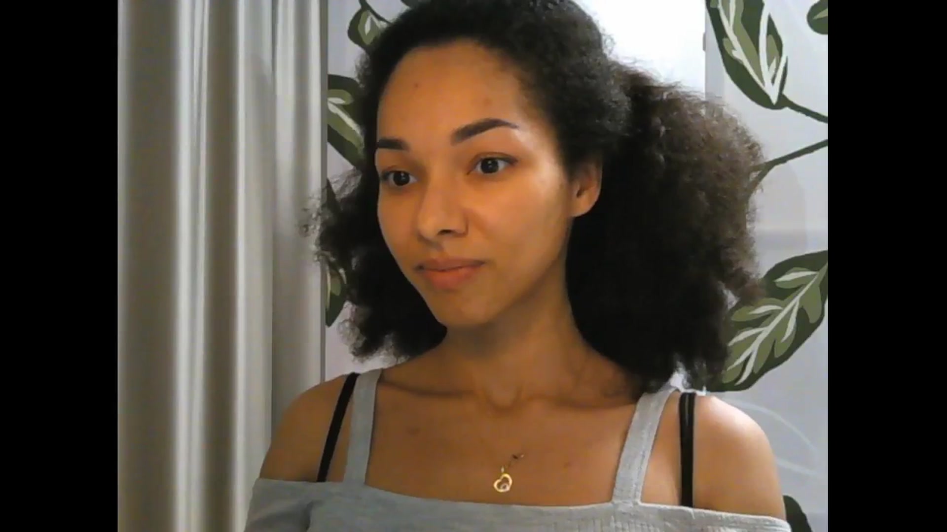 Gallery image thumbnail from Carmel_Dee's myfreecams stream on, 11/24/2024, 18:08 image 5 of 20