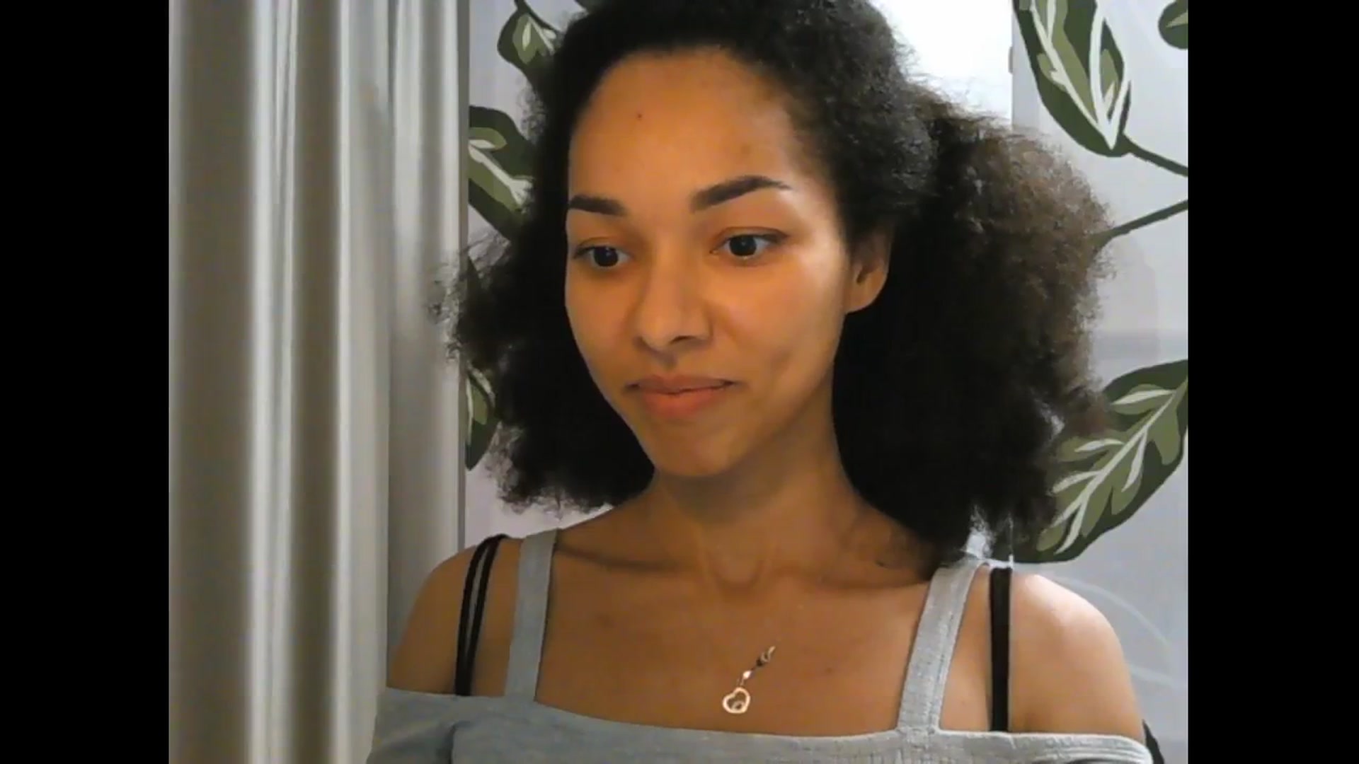Gallery image thumbnail from Carmel_Dee's myfreecams stream on, 11/24/2024, 18:08 image 4 of 20