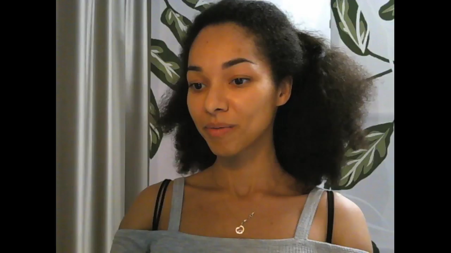 Gallery image thumbnail from Carmel_Dee's myfreecams stream on, 11/24/2024, 19:11 image 15 of 20