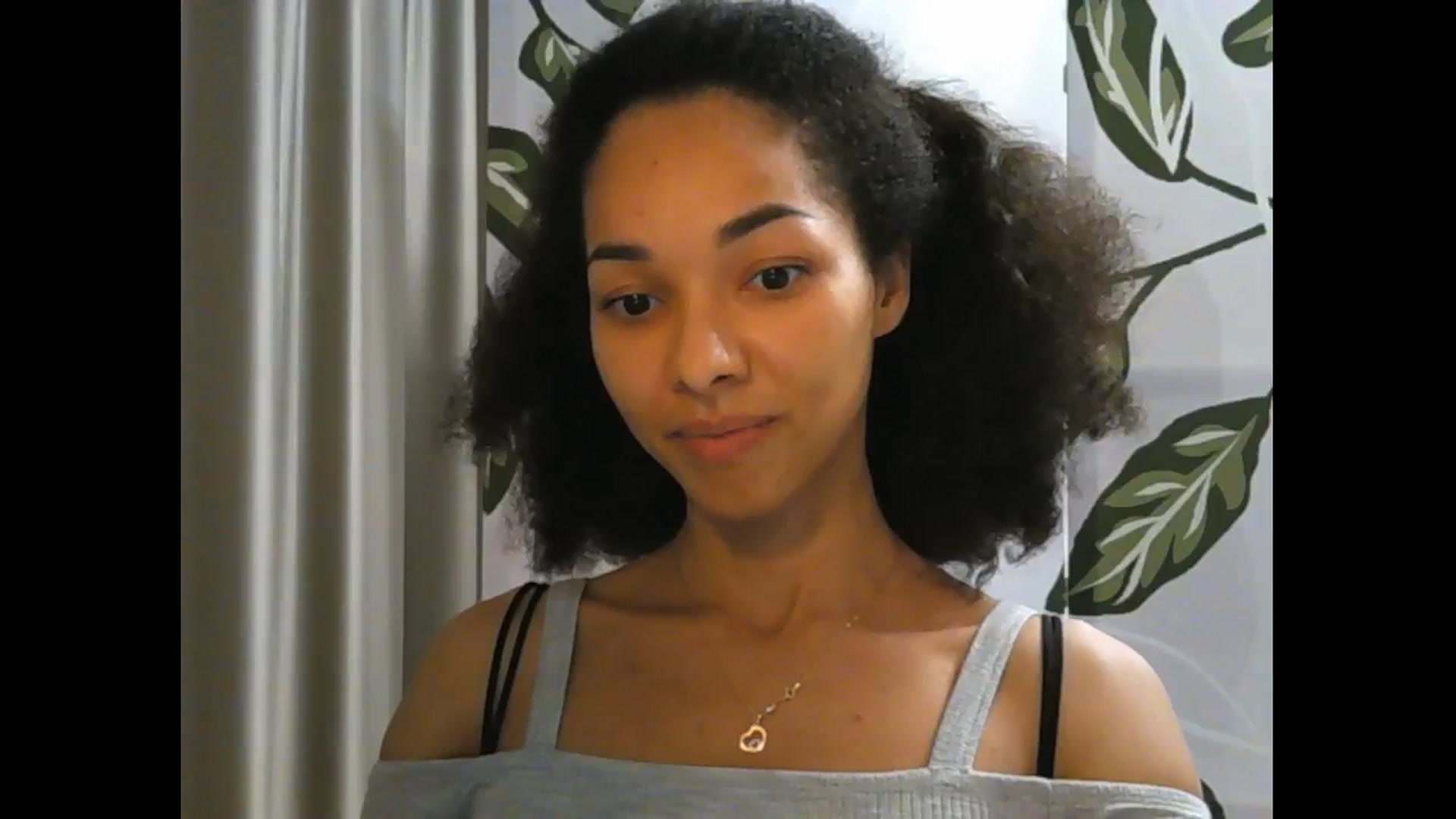 Gallery image thumbnail from Carmel_Dee's myfreecams stream on, 11/24/2024, 19:11 image 7 of 20