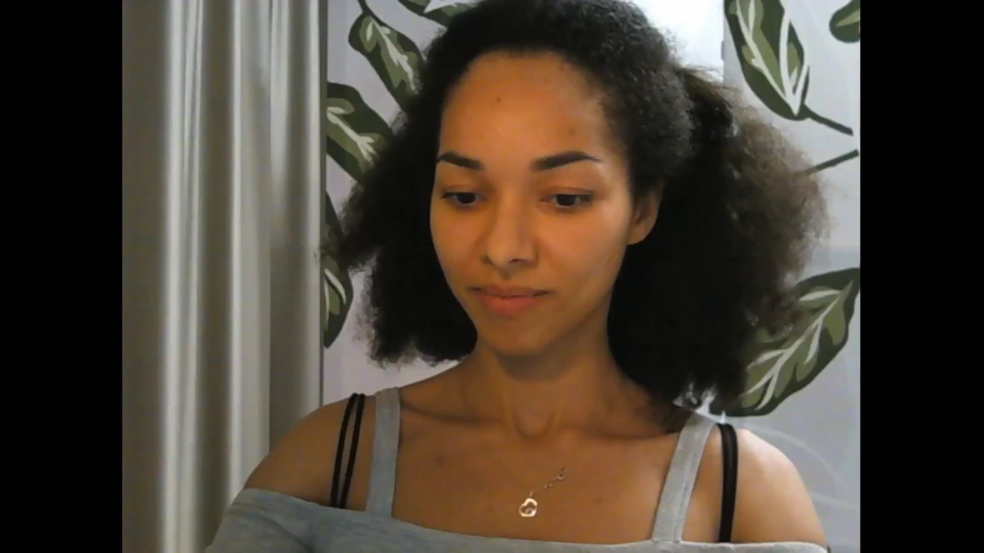 Gallery image thumbnail from Carmel_Dee's myfreecams stream on, 11/24/2024, 19:11 image 18 of 20
