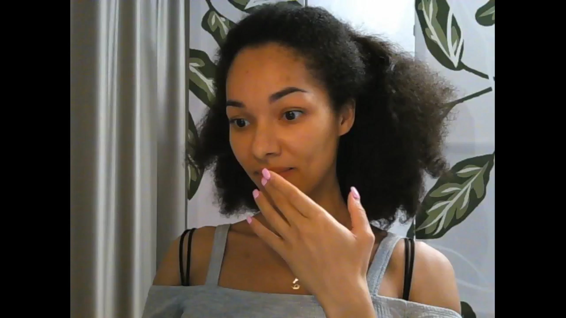 Gallery image thumbnail from Carmel_Dee's myfreecams stream on, 11/24/2024, 19:11 image 3 of 20